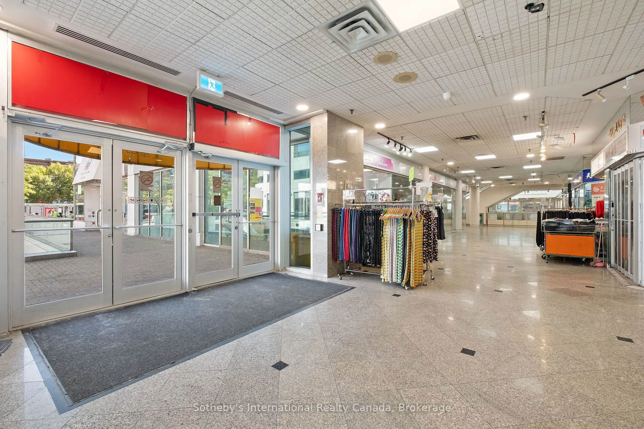 222 Spadina Avenue, #237