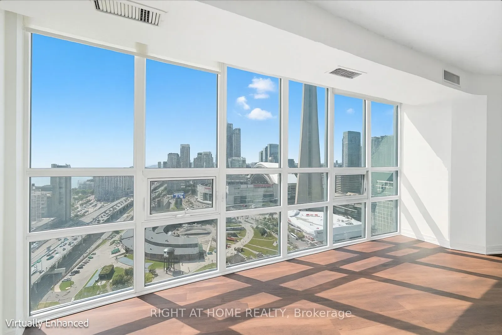 19 Grand Trunk Crescent, #3702