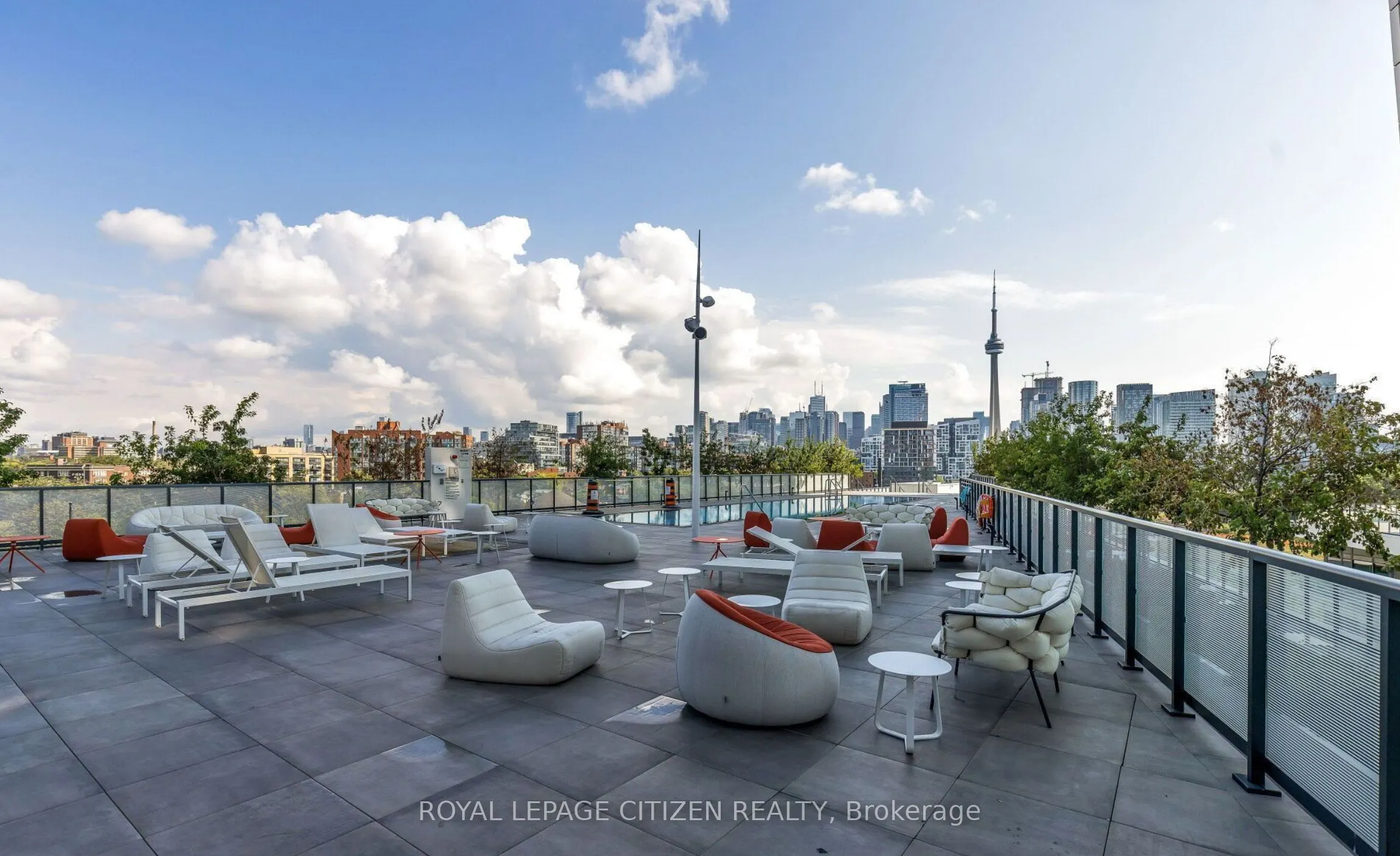50 Ordnance Street E, #418