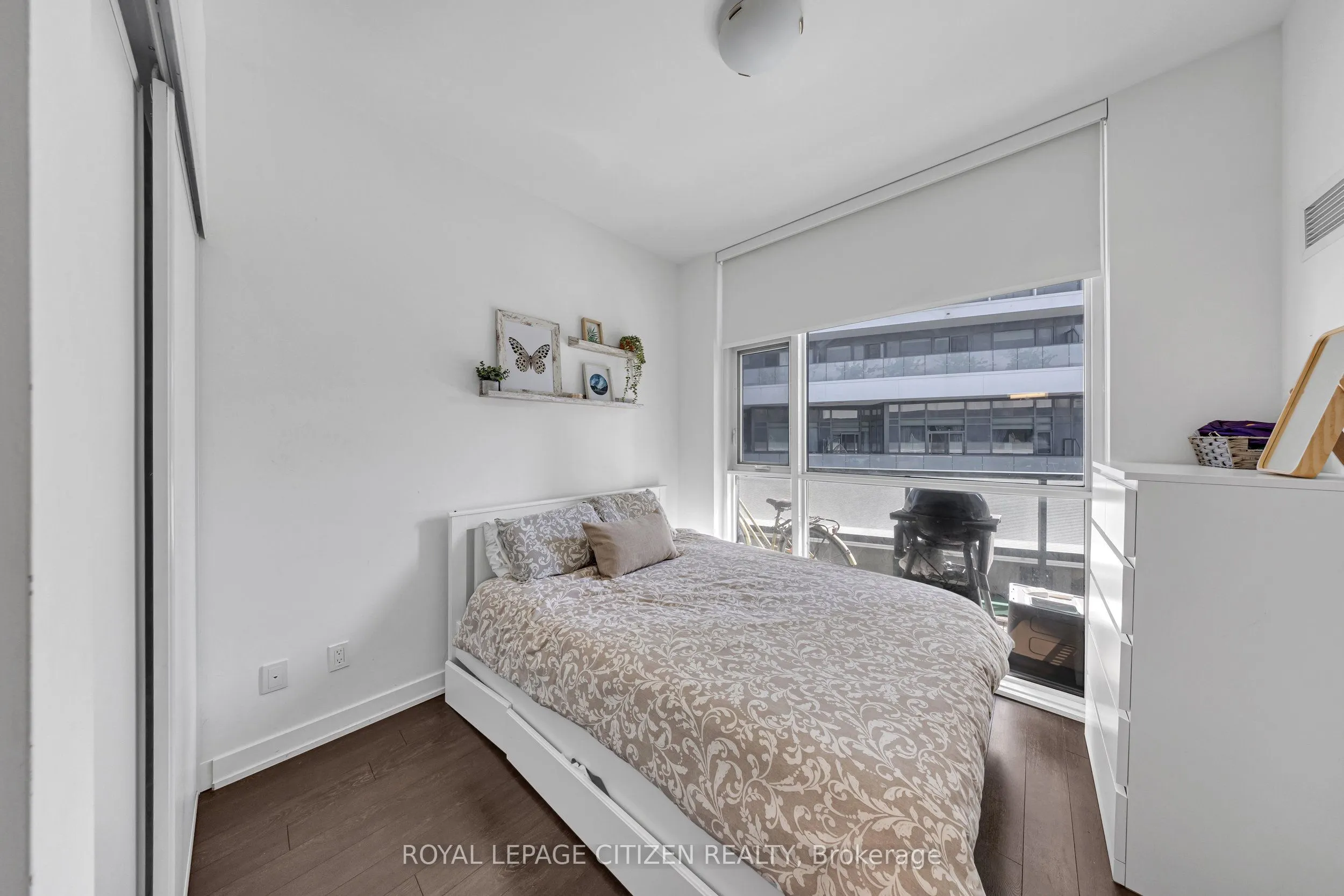 50 Ordnance Street E, #418