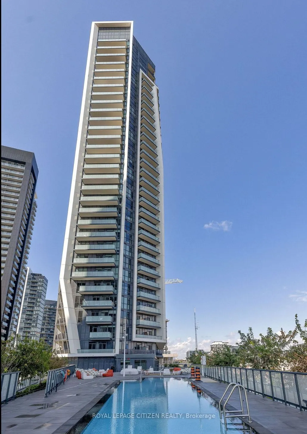 50 Ordnance Street E, #418