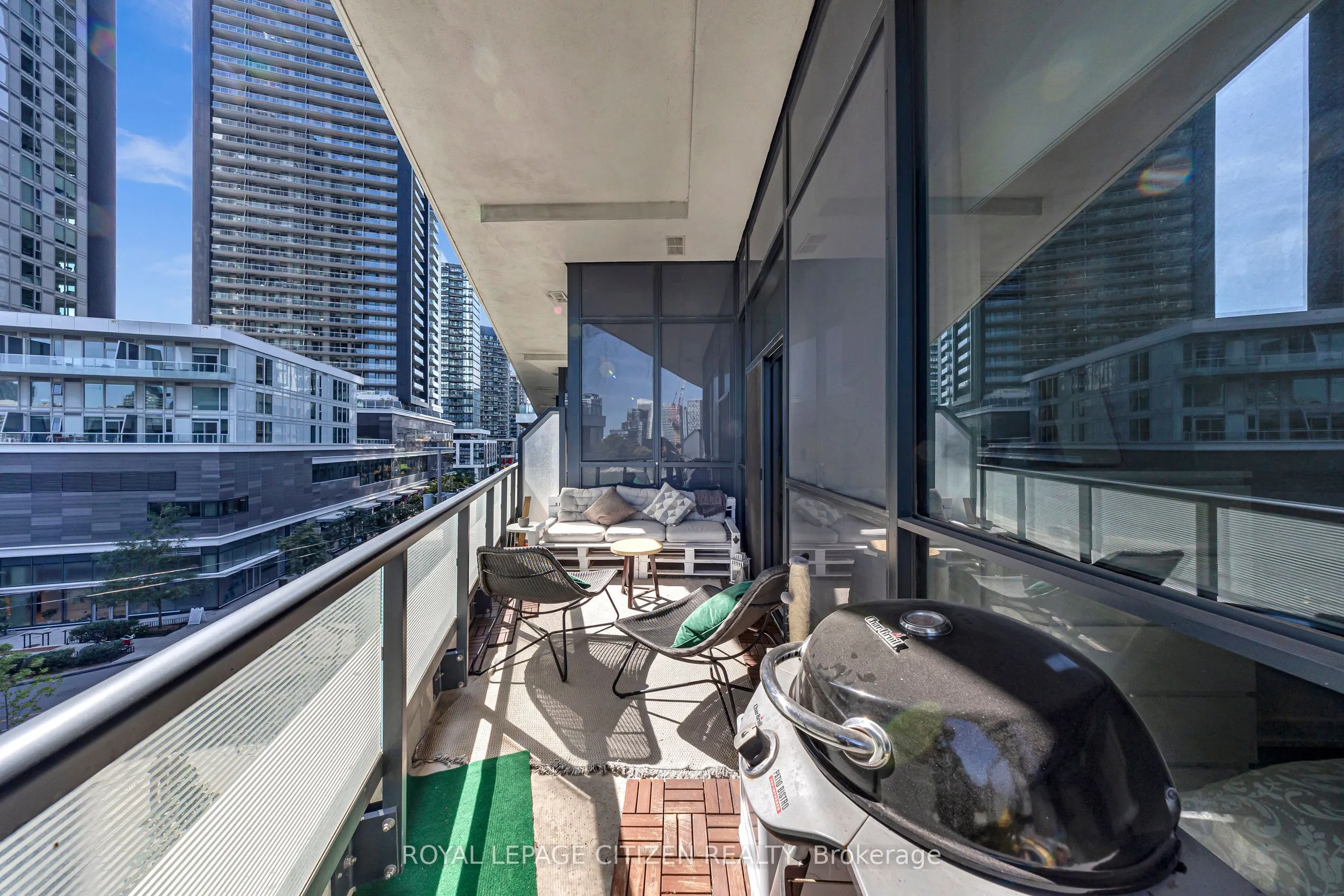 50 Ordnance Street E, #418