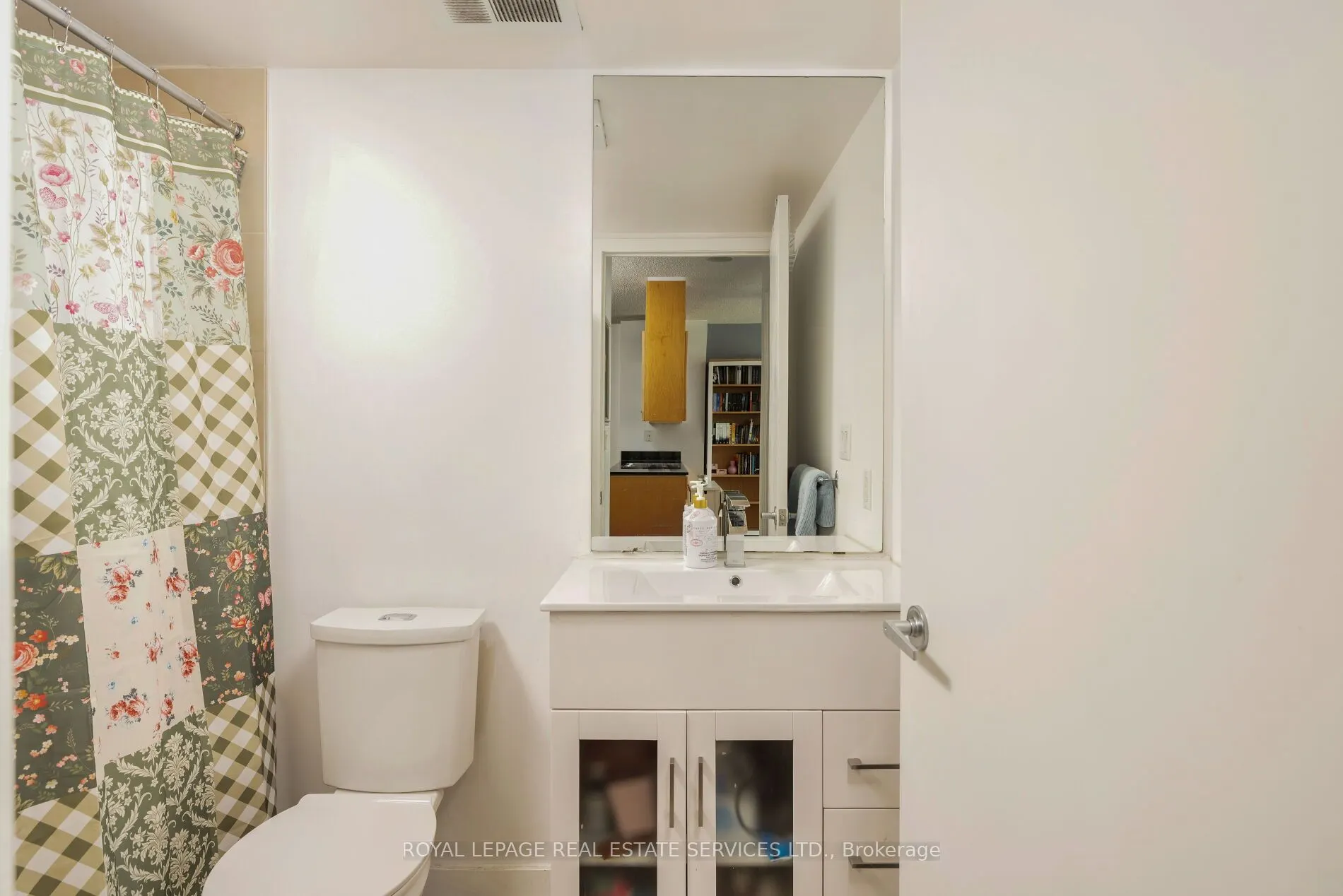 397 Front Street W, #605
