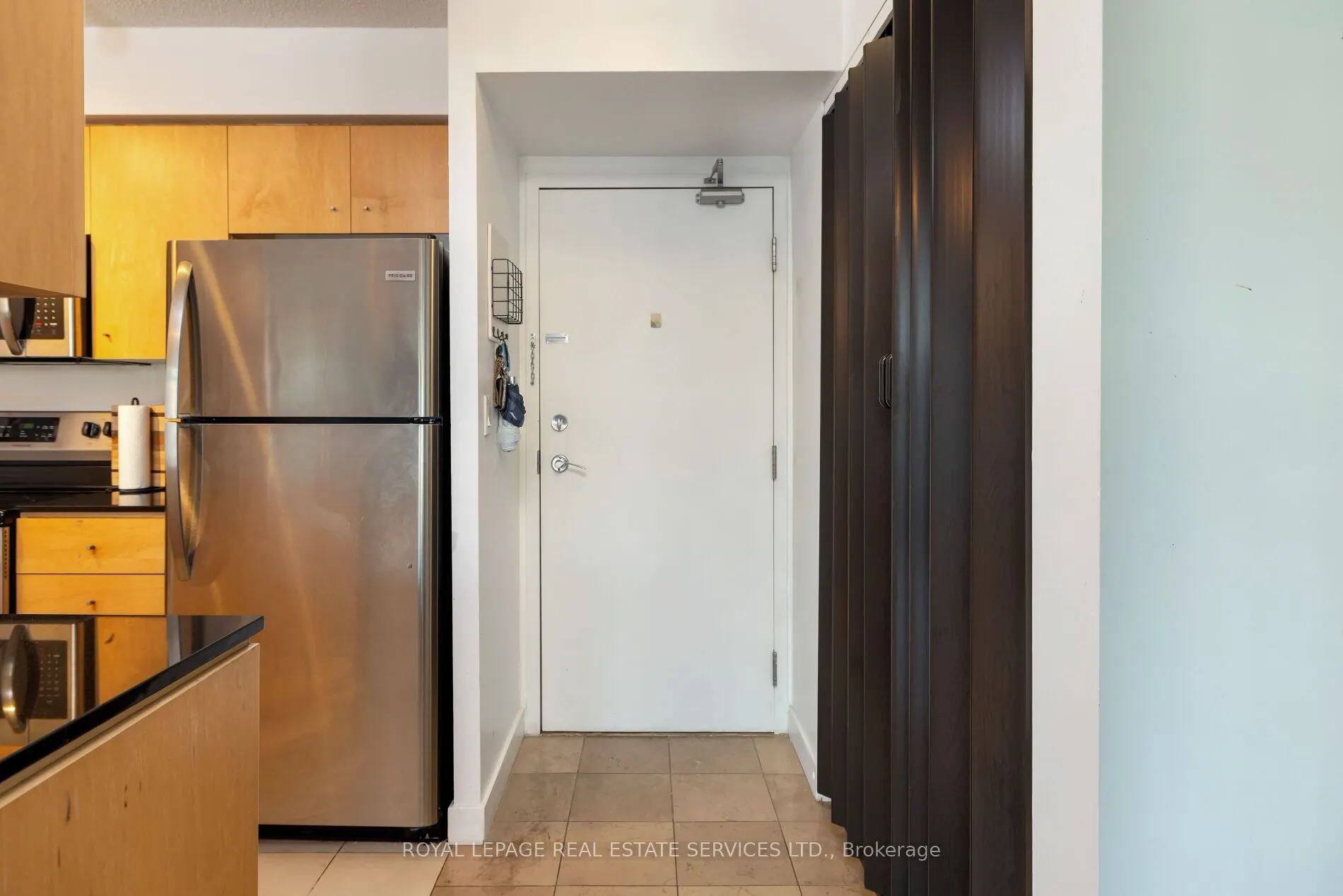 397 Front Street W, #605