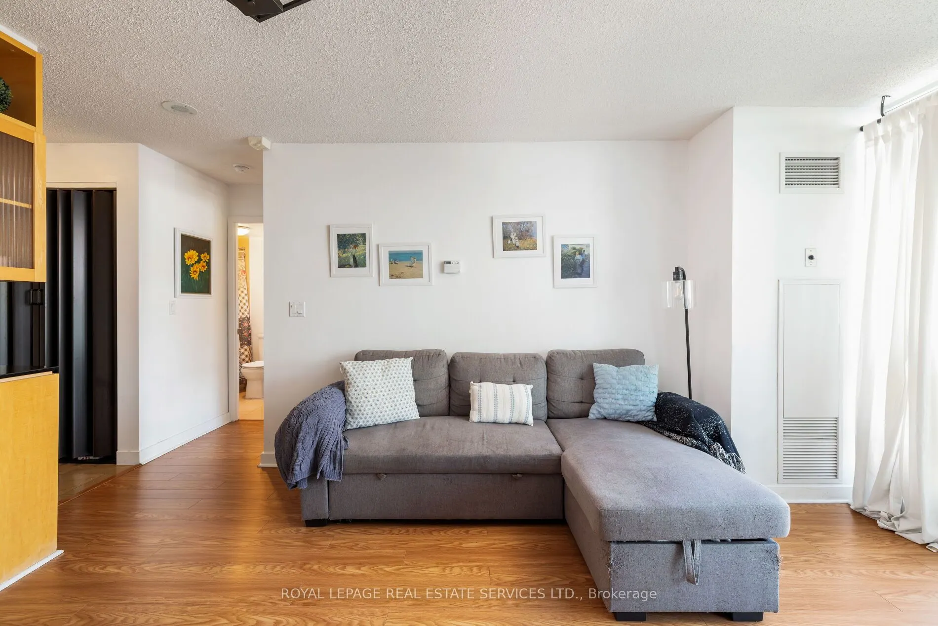 397 Front Street W, #605