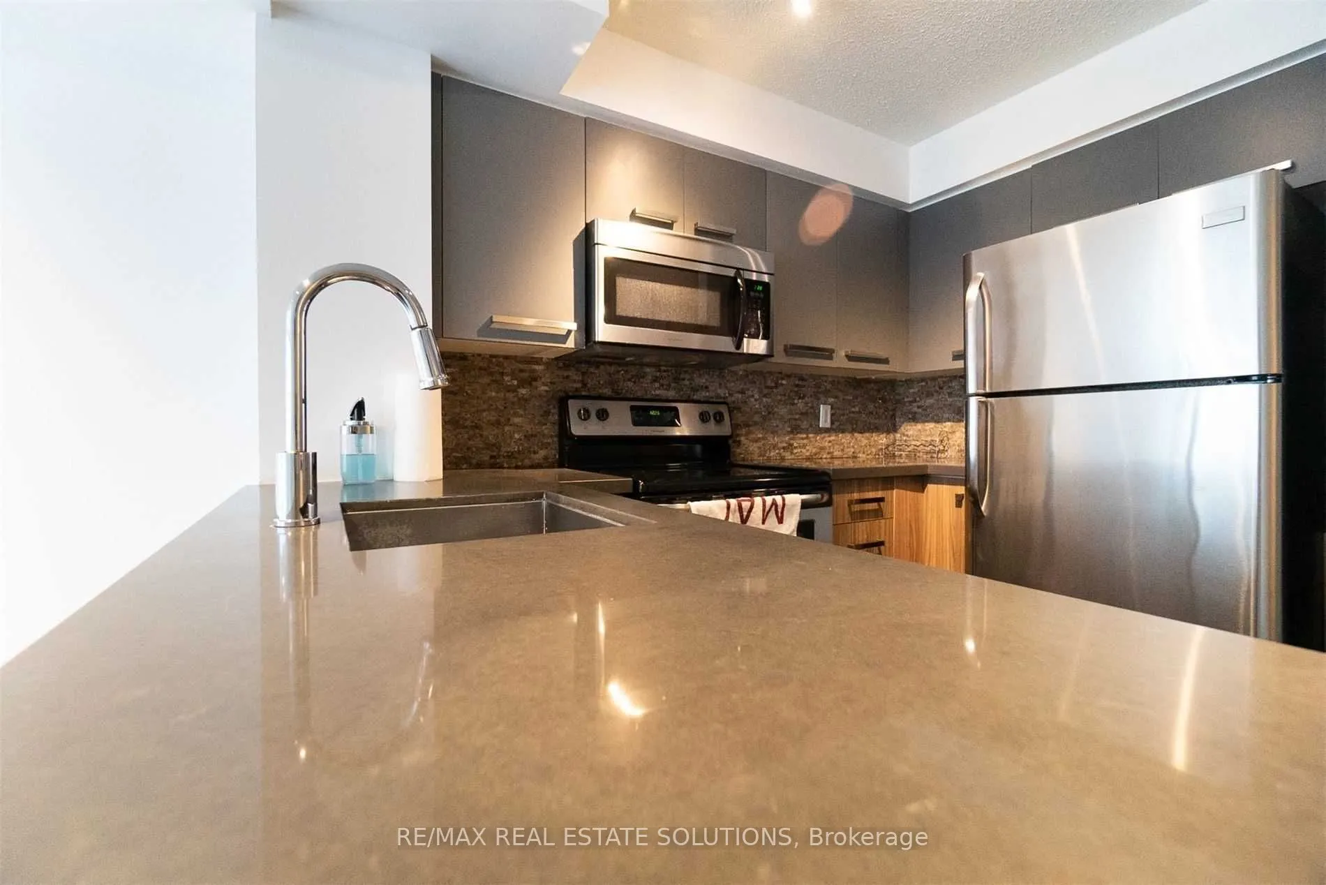 11 St Joseph Street, #401
