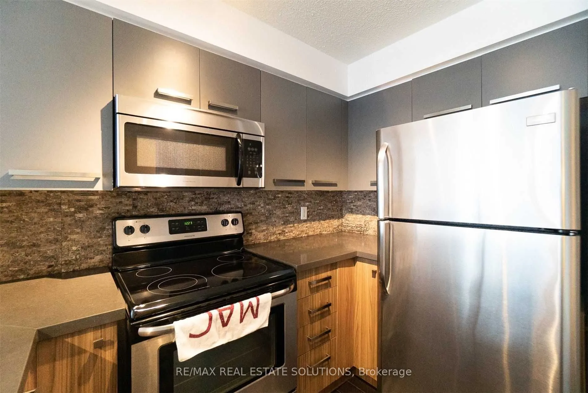 11 St Joseph Street, #401