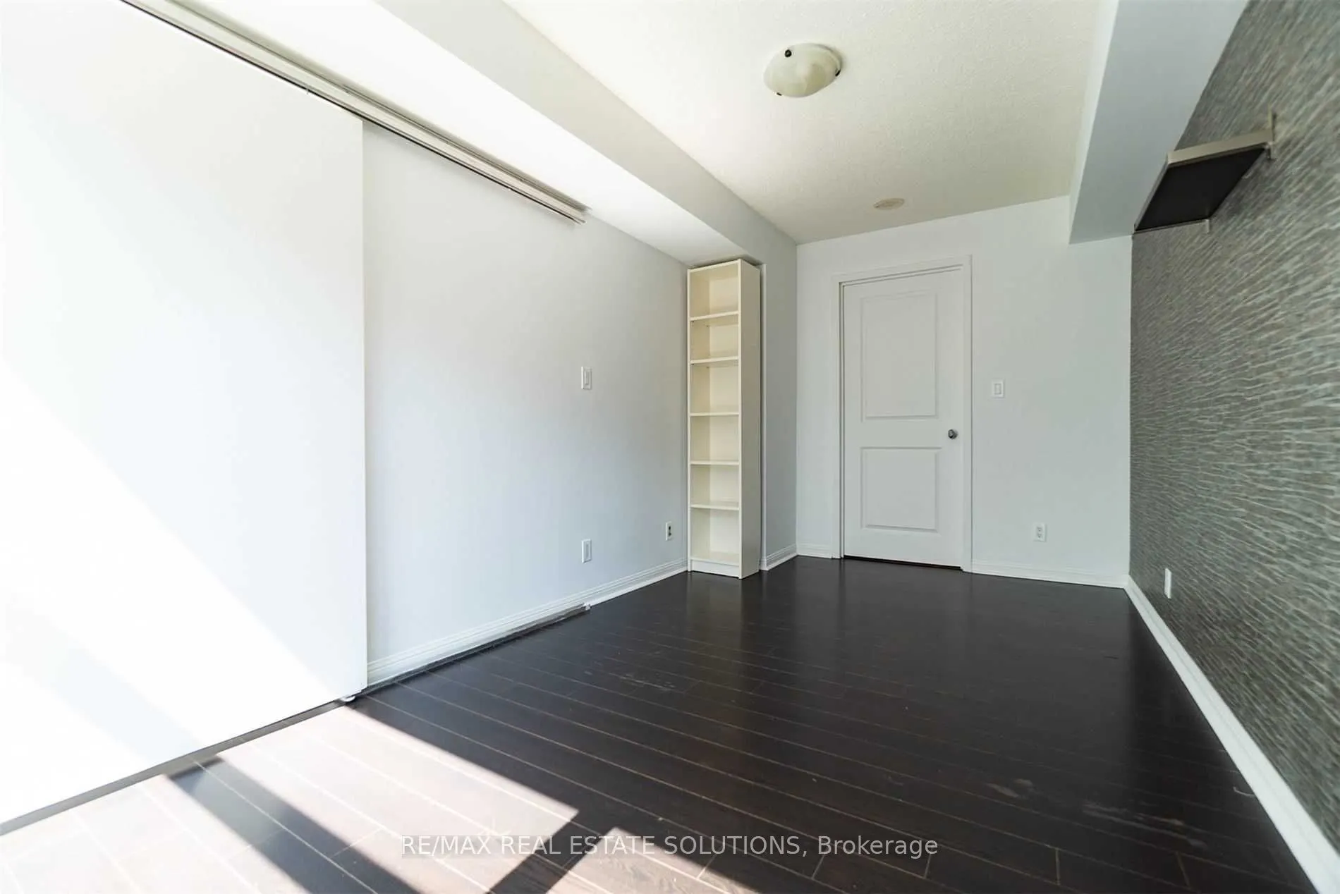 11 St Joseph Street, #401
