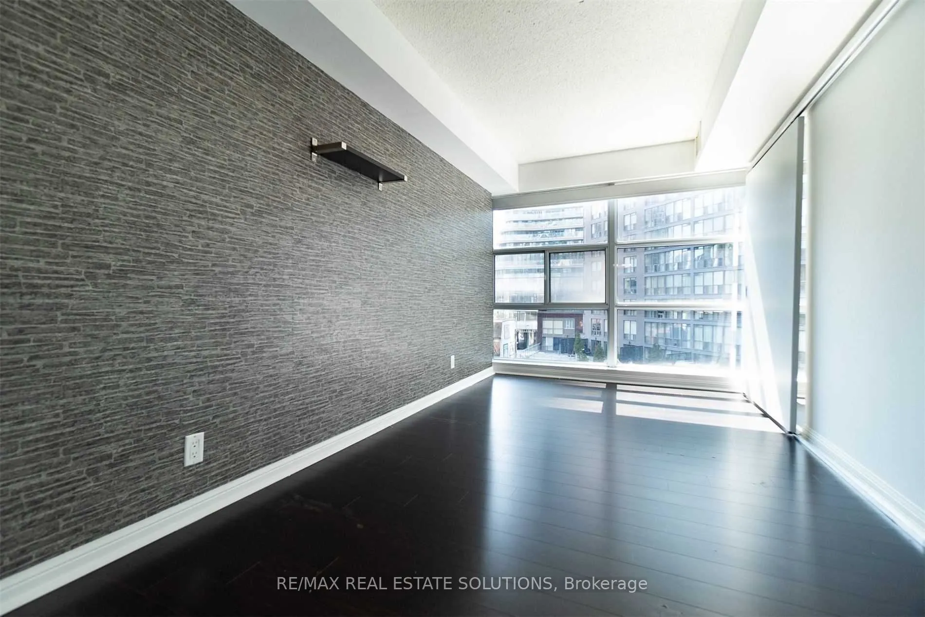 11 St Joseph Street, #401