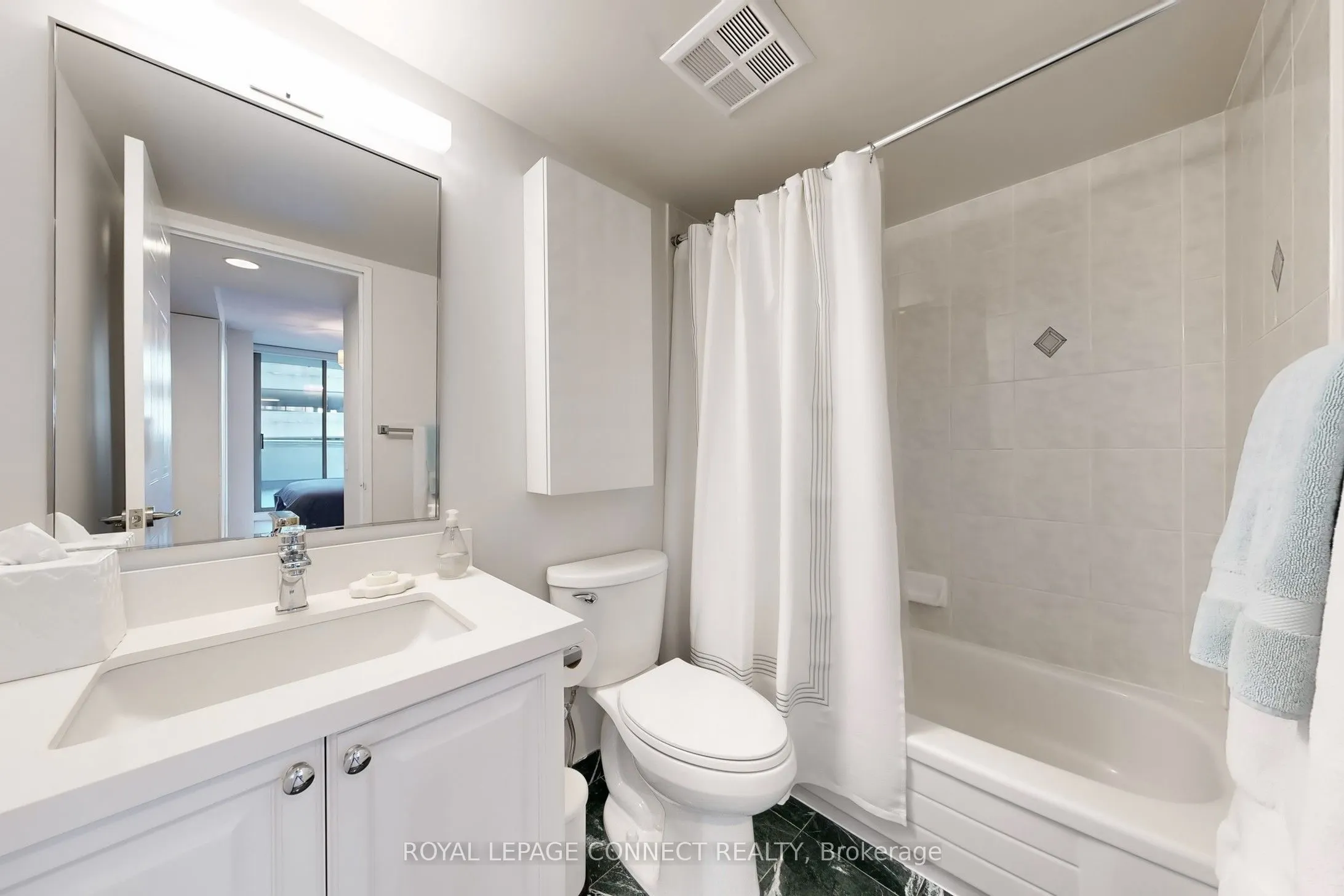 750 Bay Street, #605