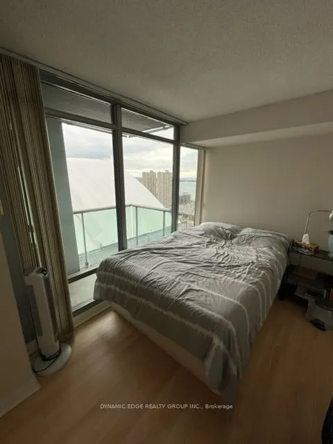 81 Navy Wharf Court, #3016