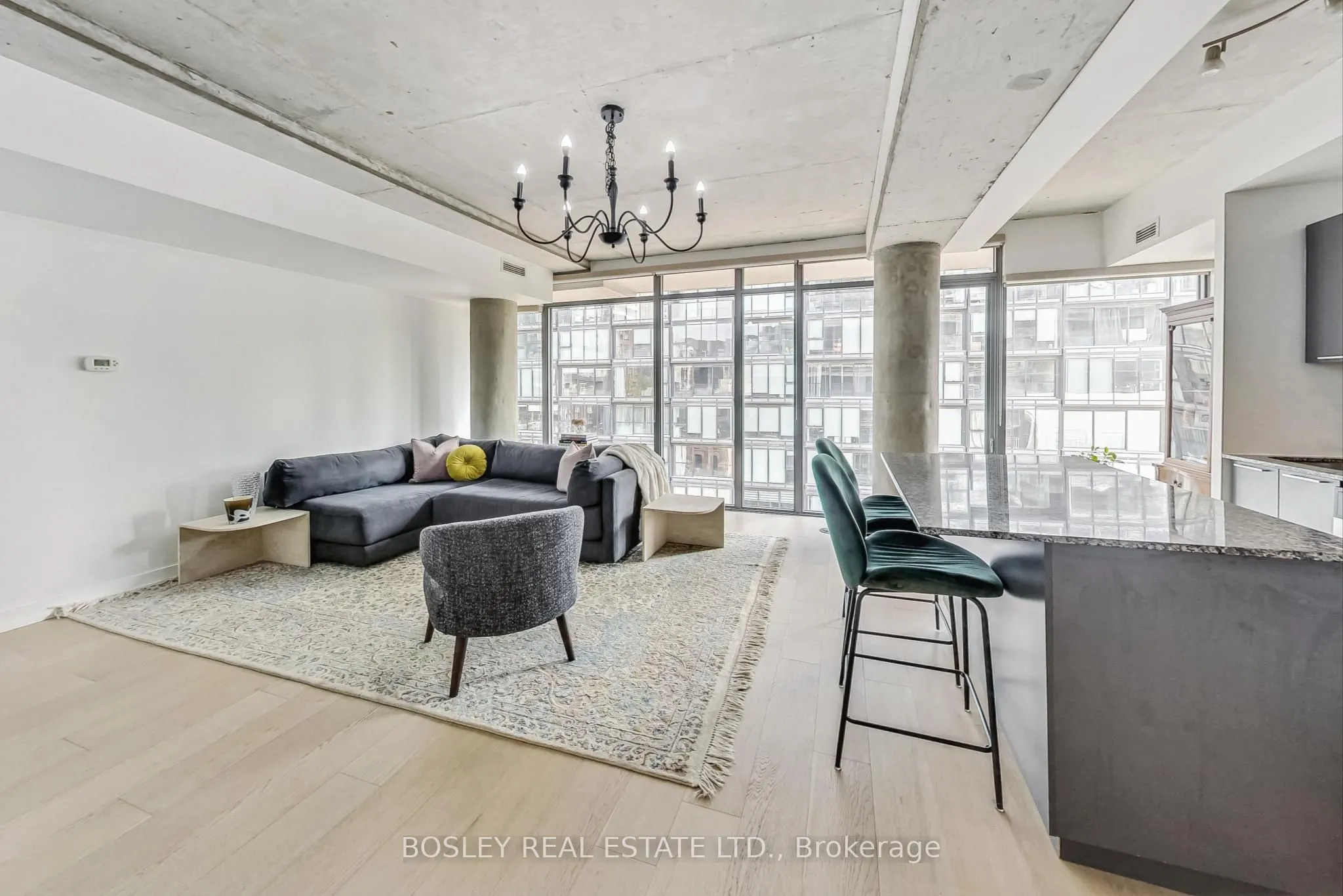 650 King Street W, #711