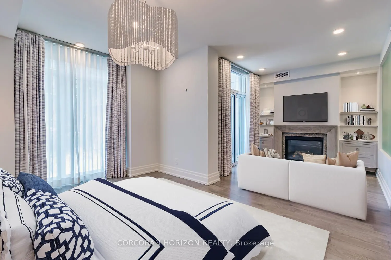 131 Pears Avenue, #3