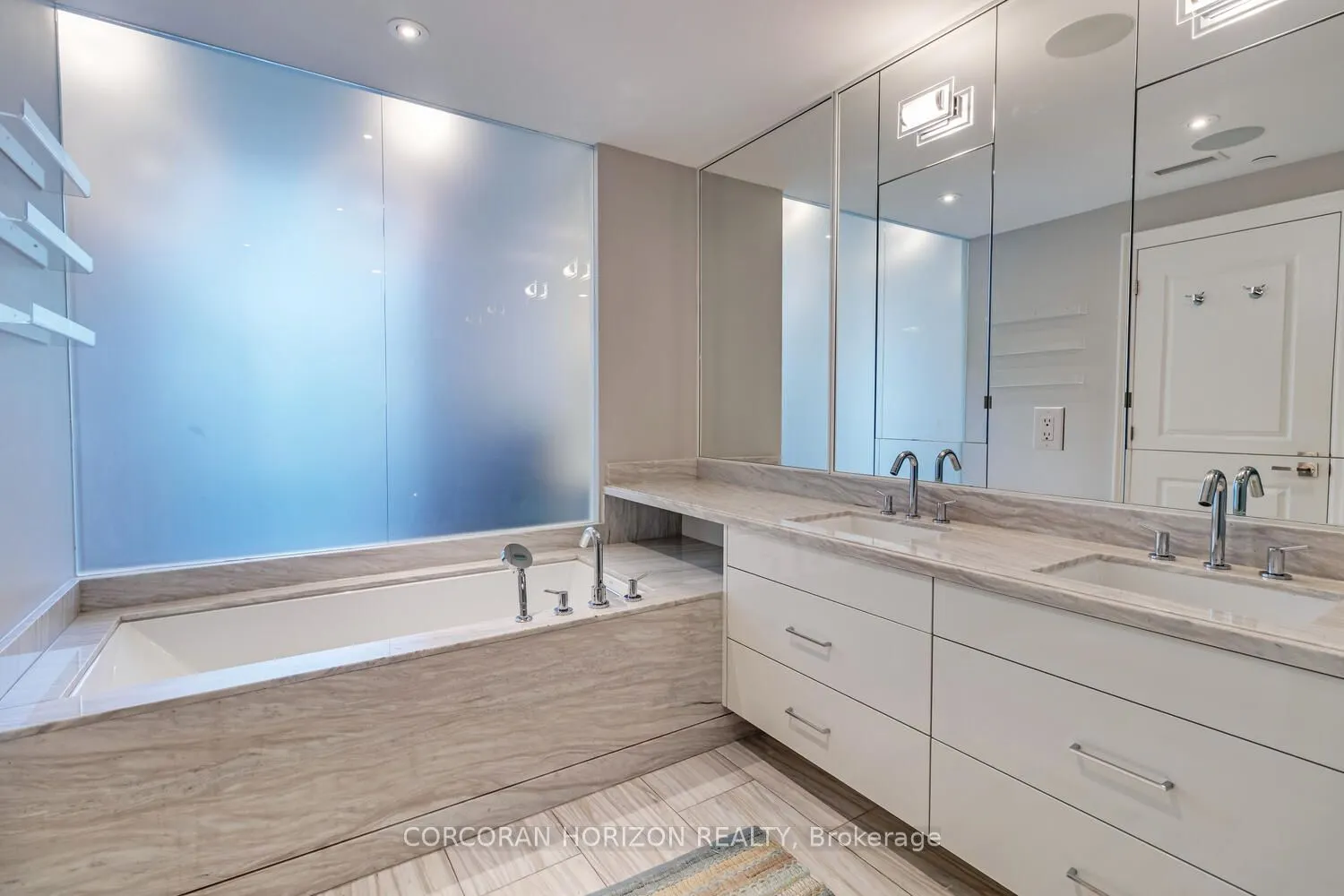 131 Pears Avenue, #3