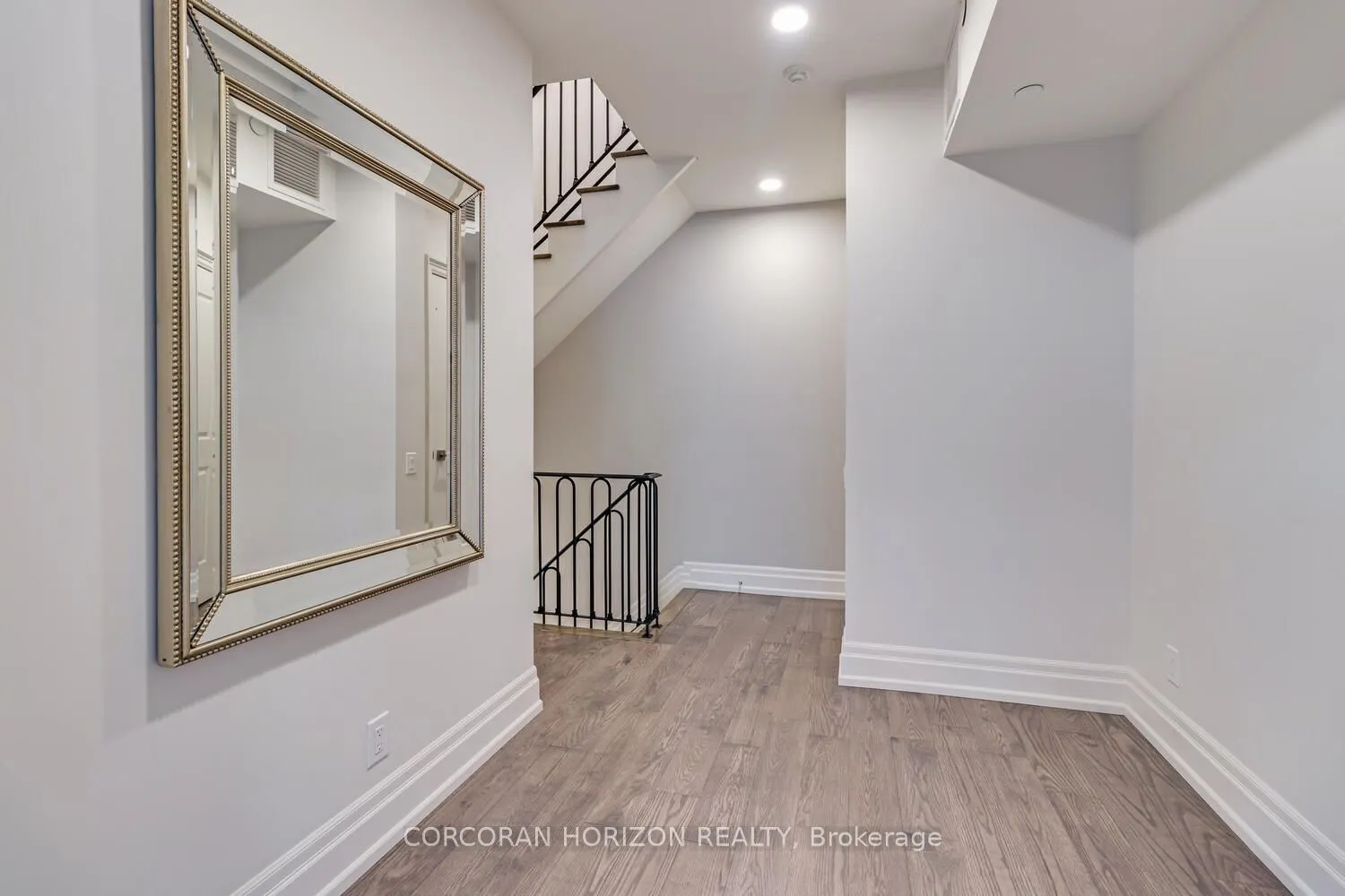 131 Pears Avenue, #3