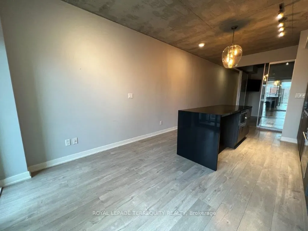 109 Ossington Avenue, #308