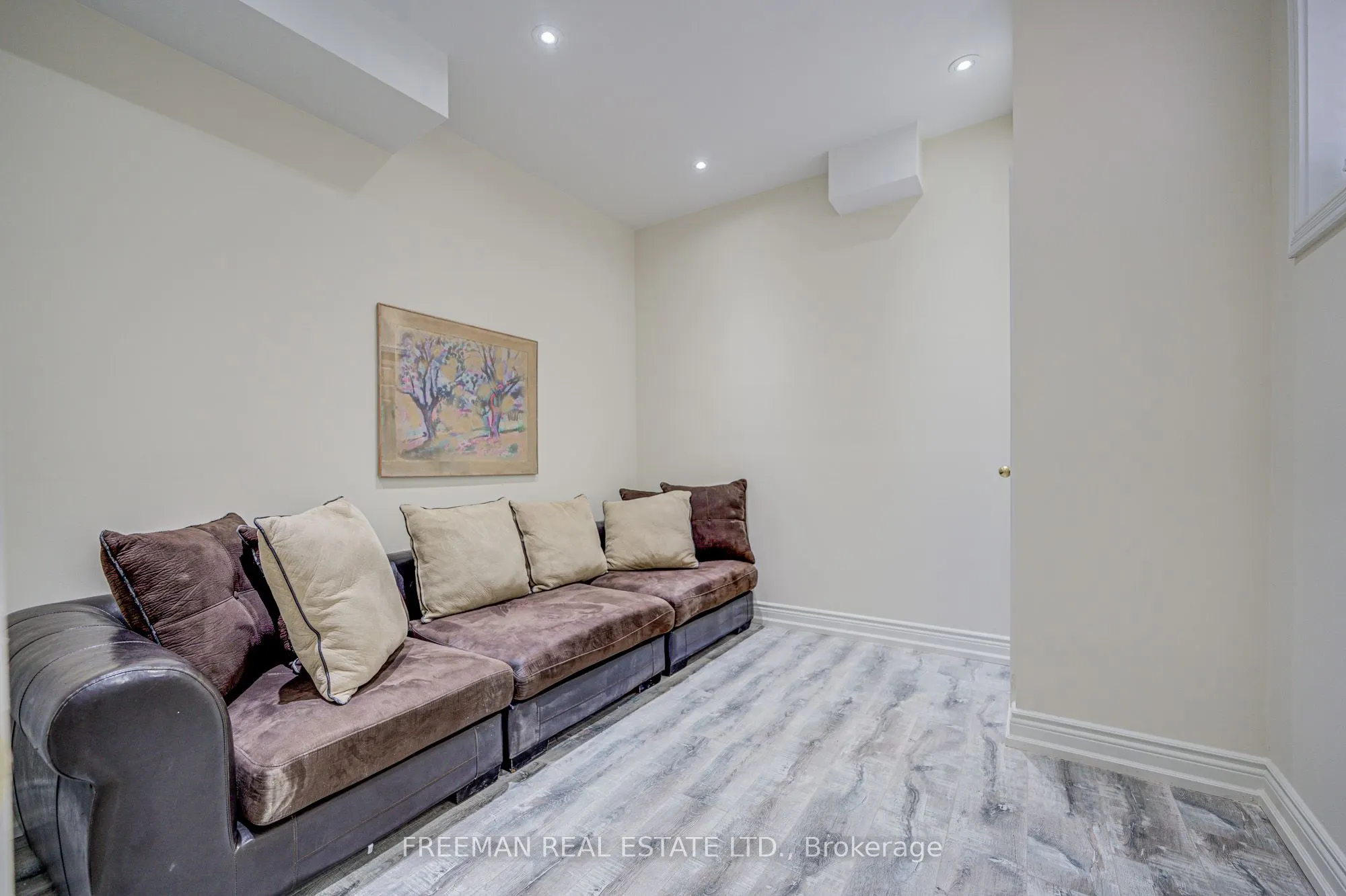 916 Manning Avenue, #Bsmt-R