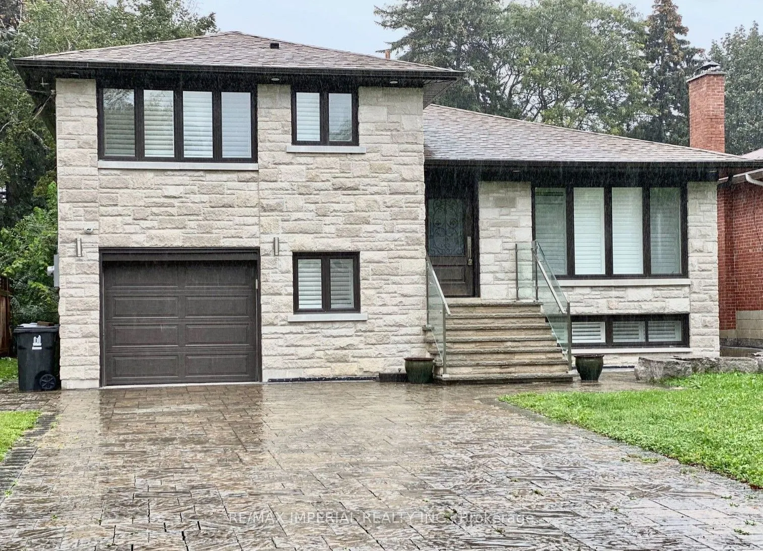 14 Arrowstook Road