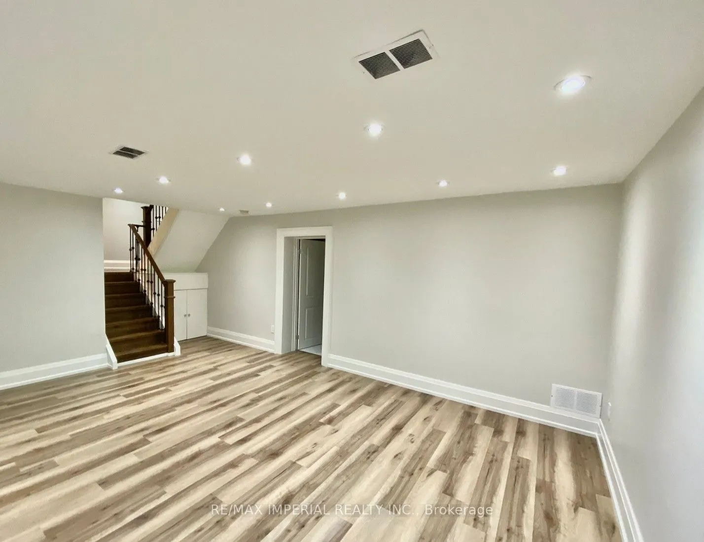 14 Arrowstook Road