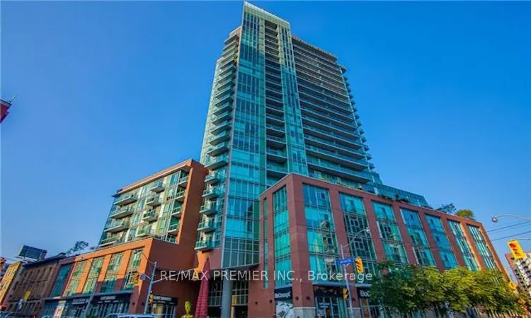 112 George Street, #207