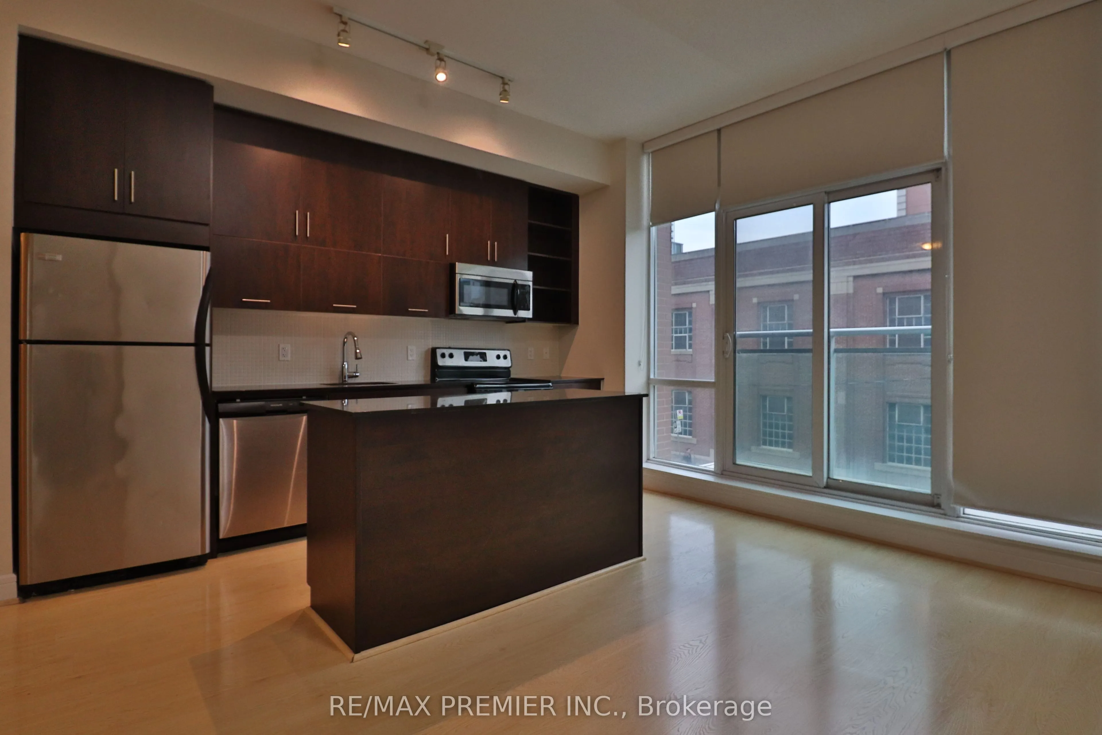 112 George Street, #207