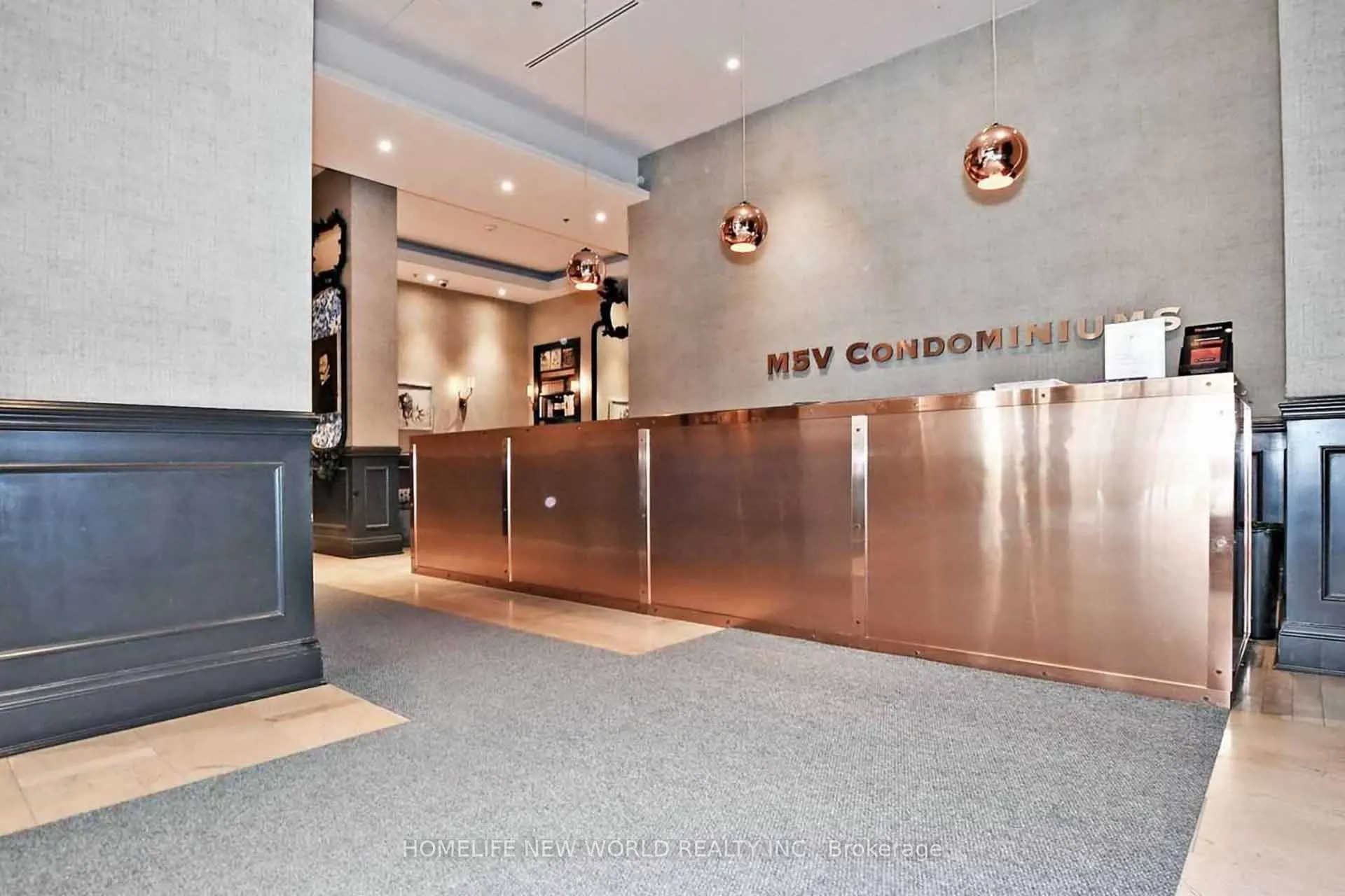 375 King Street W, #2401