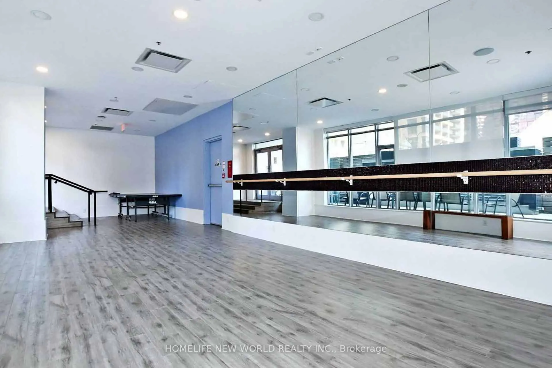 375 King Street W, #2401