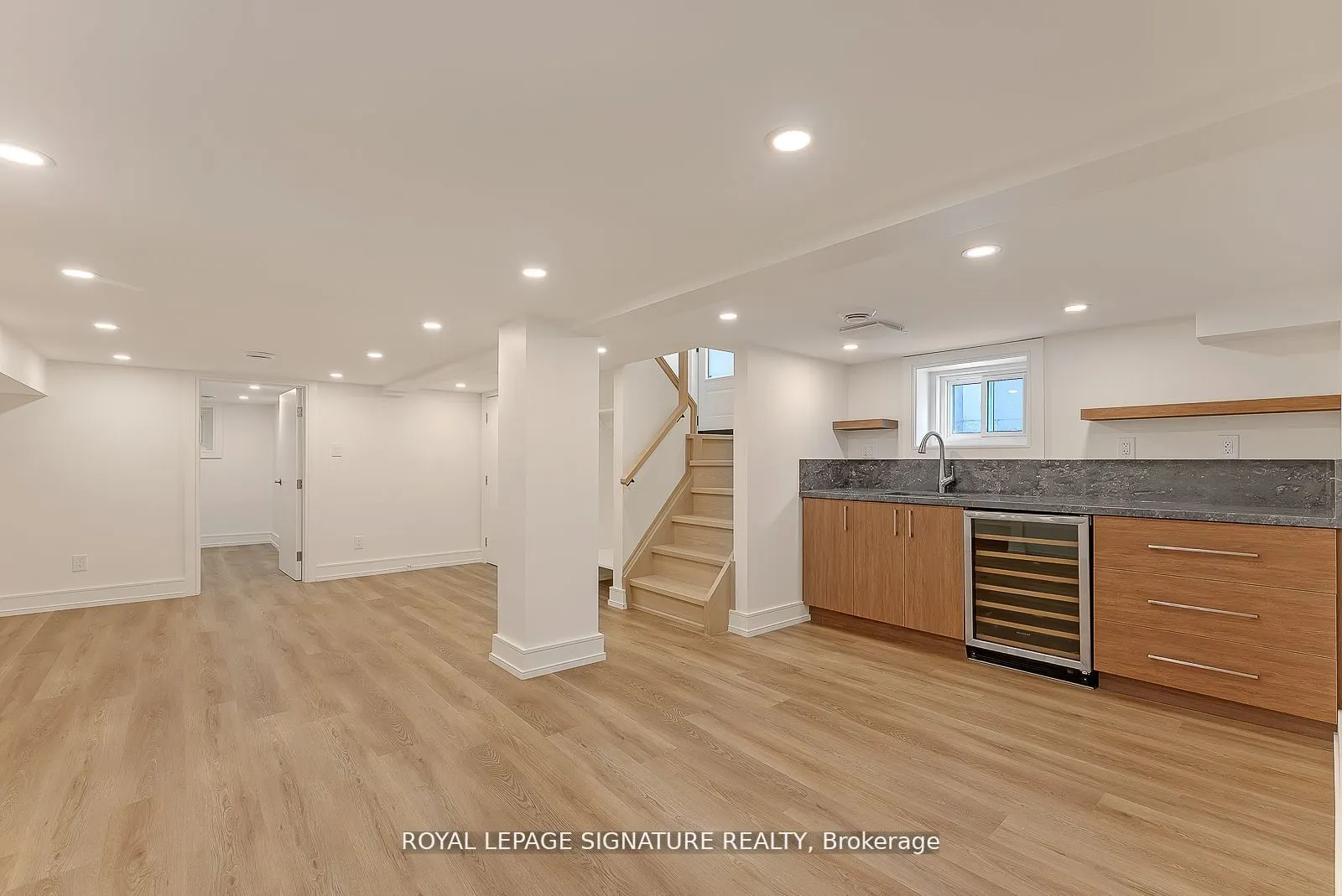 476 Briar Hill Avenue