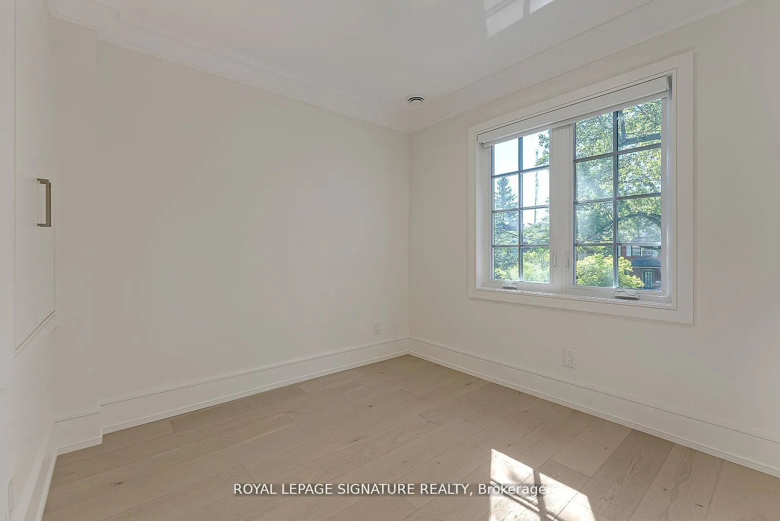 476 Briar Hill Avenue