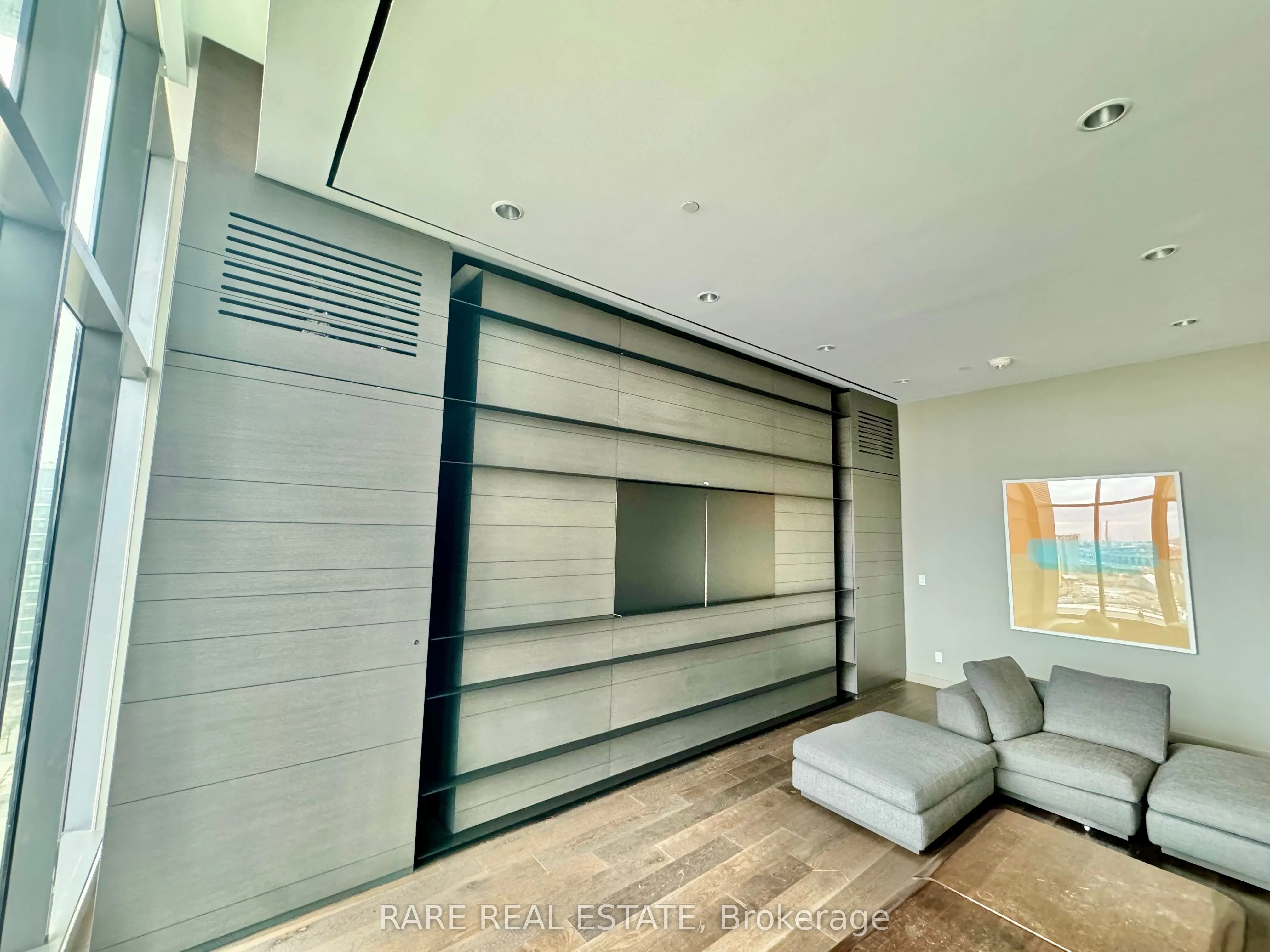 12 Bonnycastle Street, #721