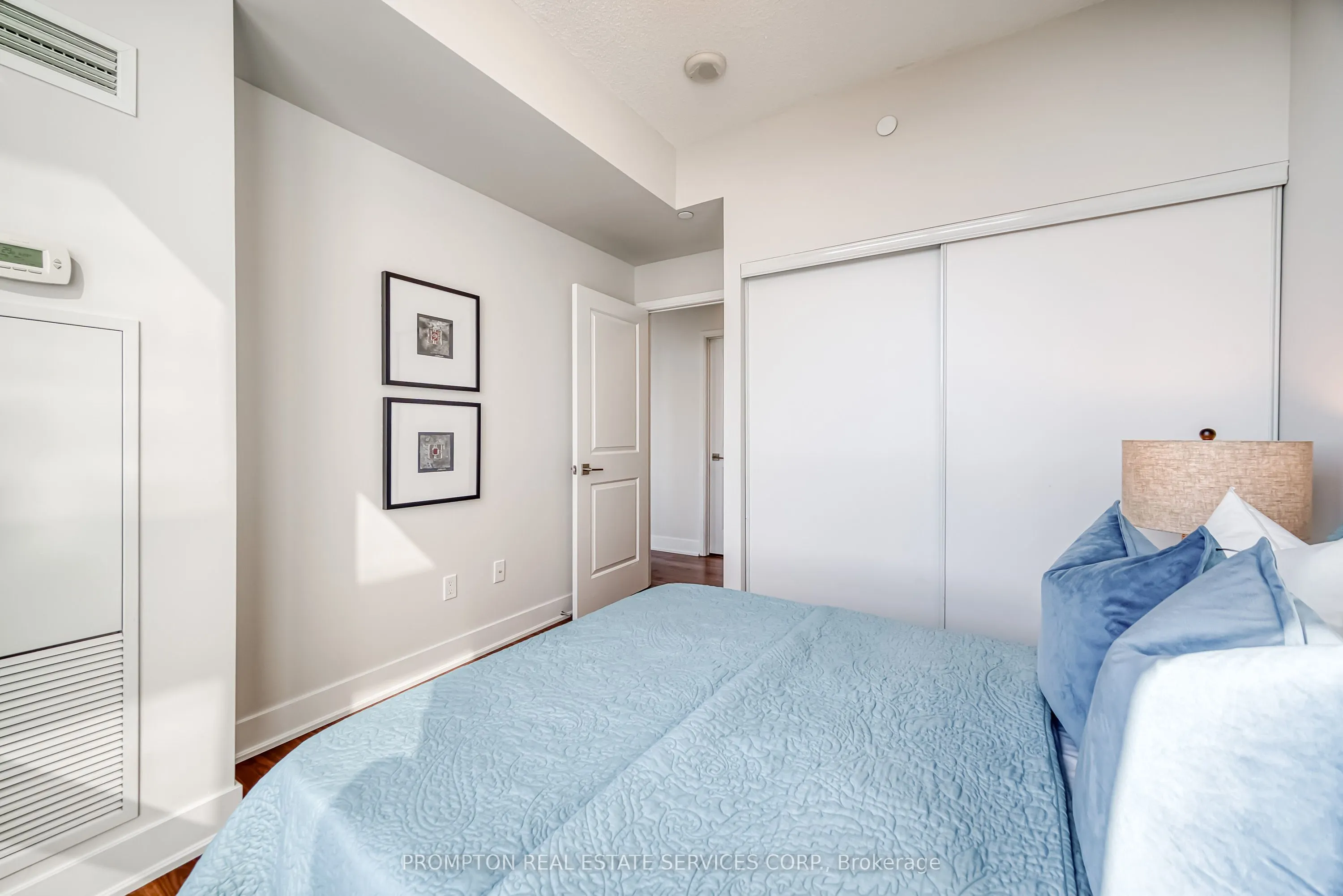 88 Sheppard Avenue E, #3102