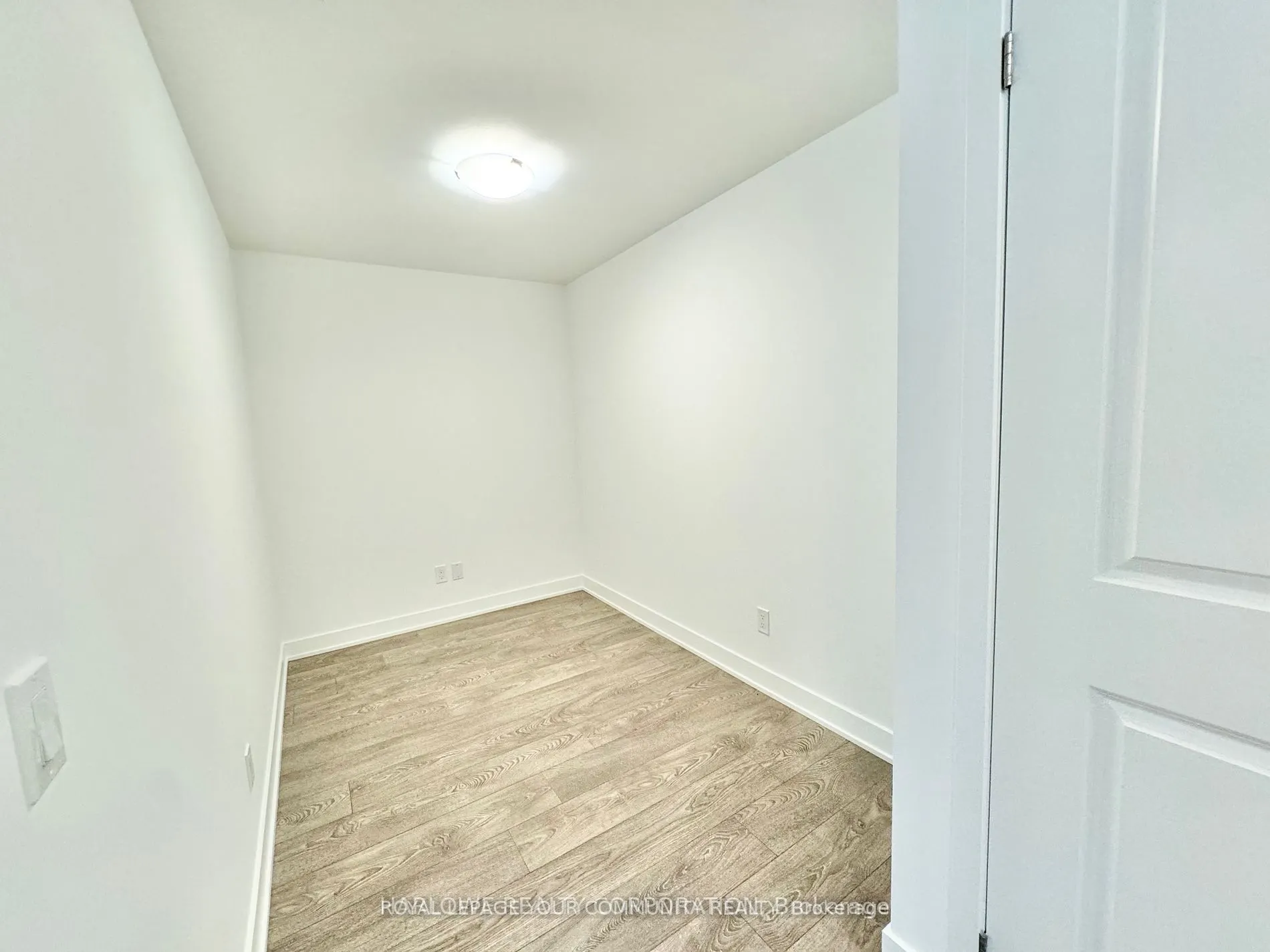 543 Richmond Street, #1033