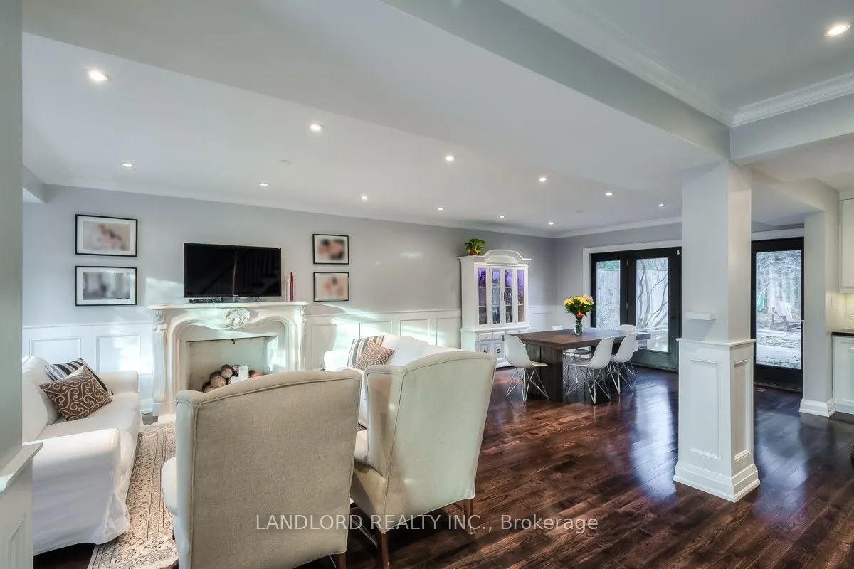 525 Russell Hill Road