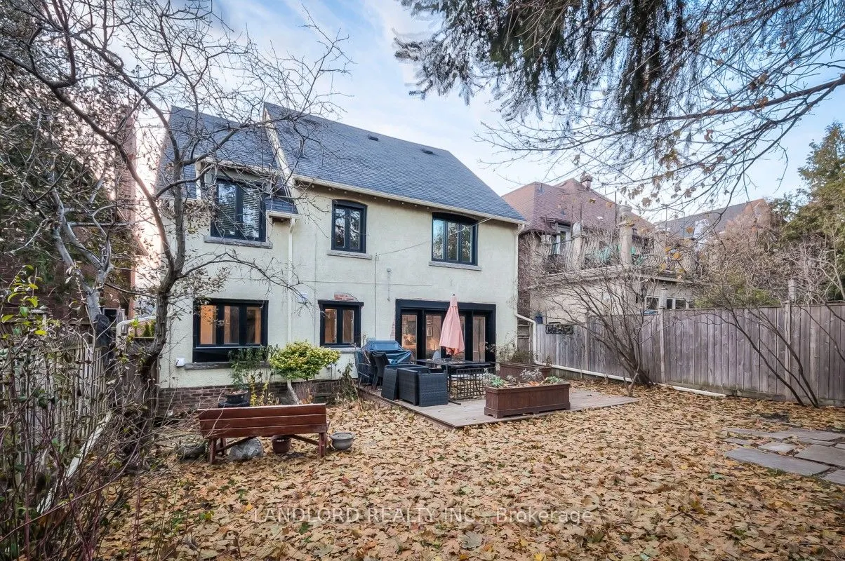 525 Russell Hill Road