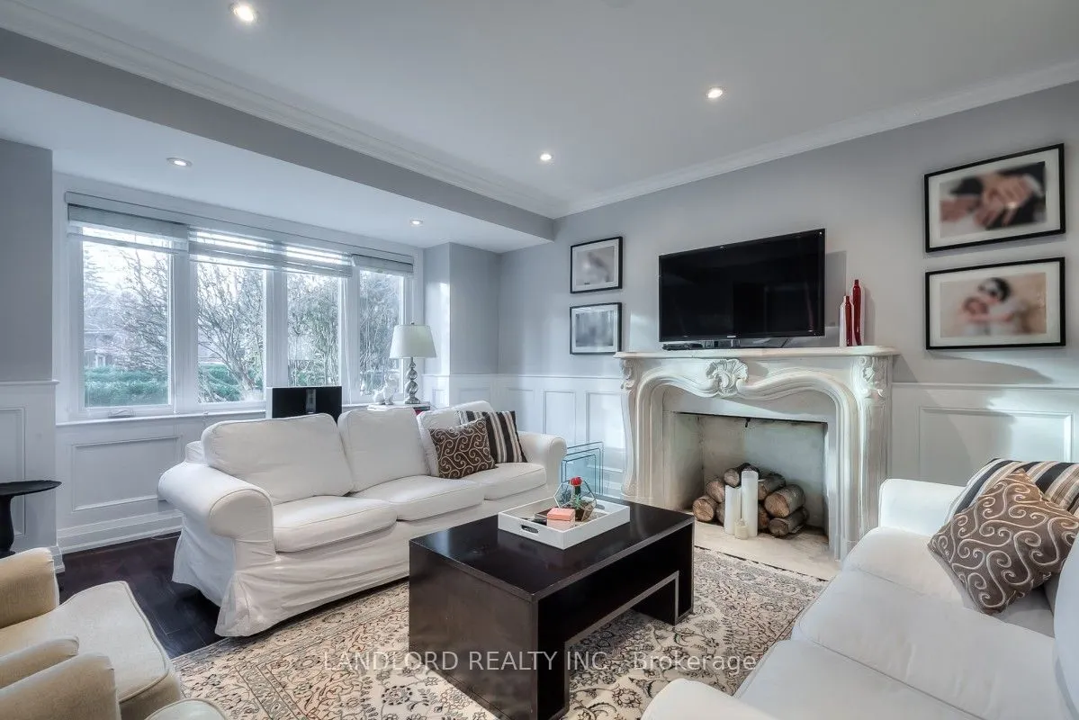 525 Russell Hill Road