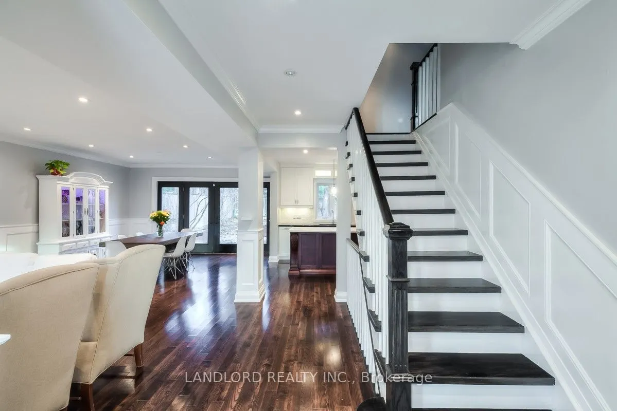 525 Russell Hill Road