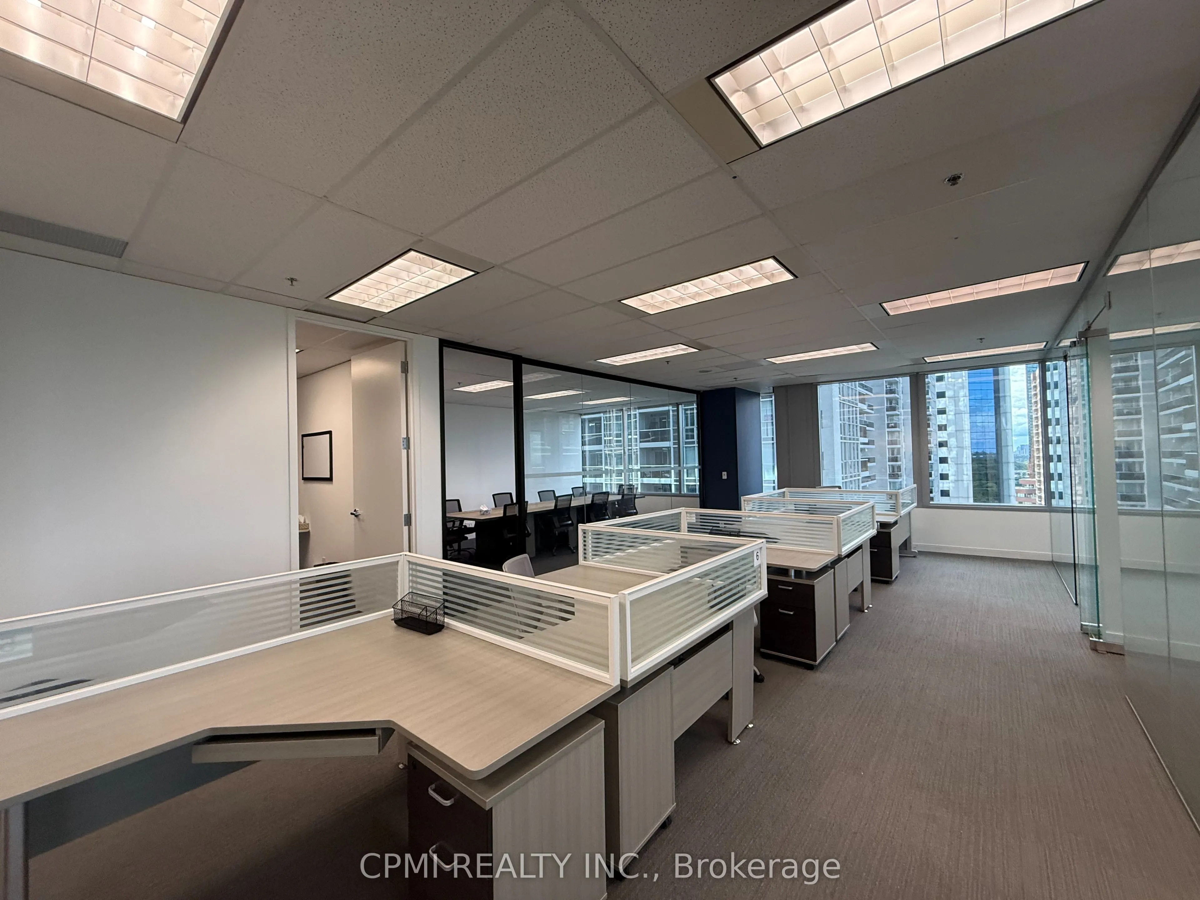 5000 Yonge Street, #1409