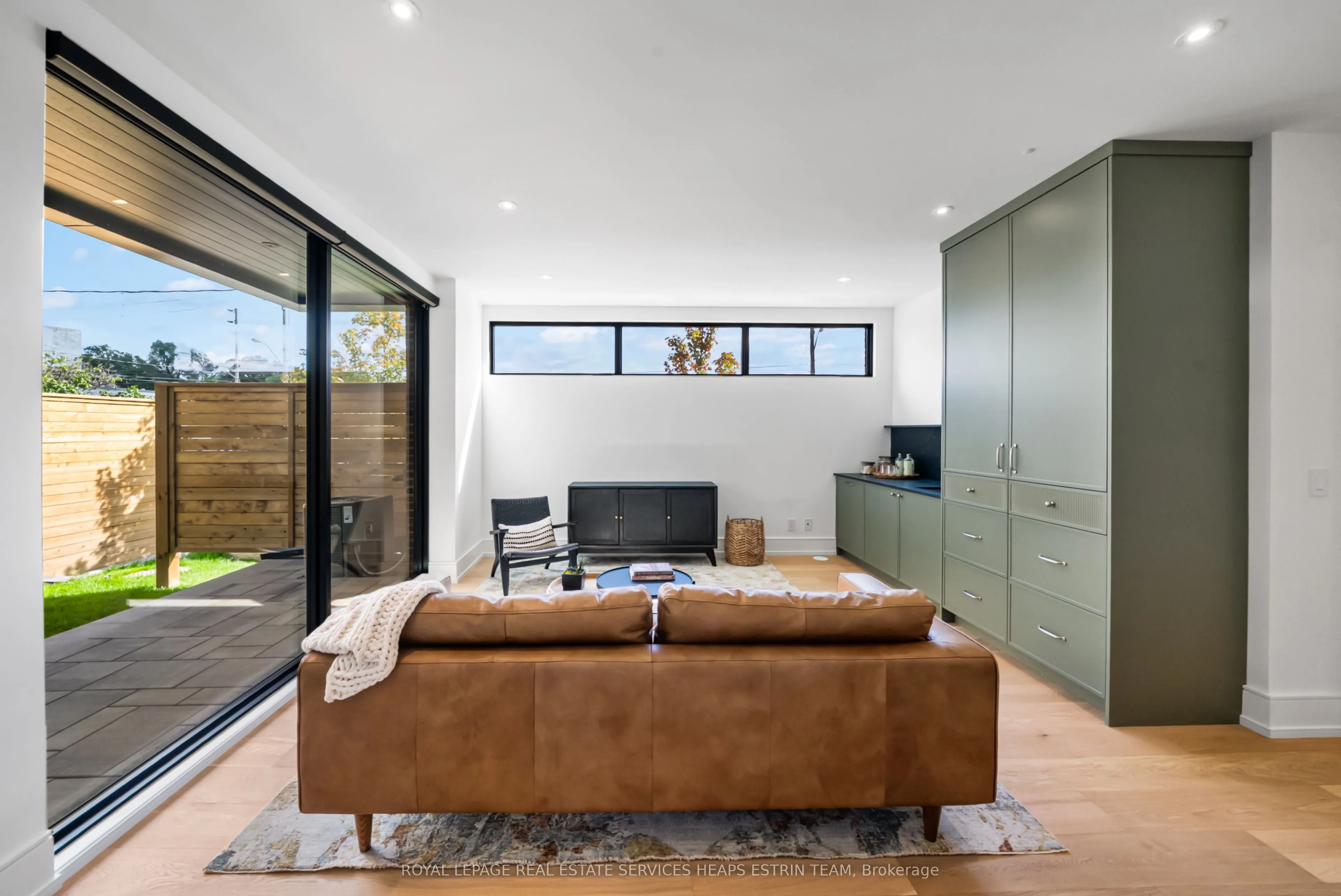 38 Evergreen Gardens