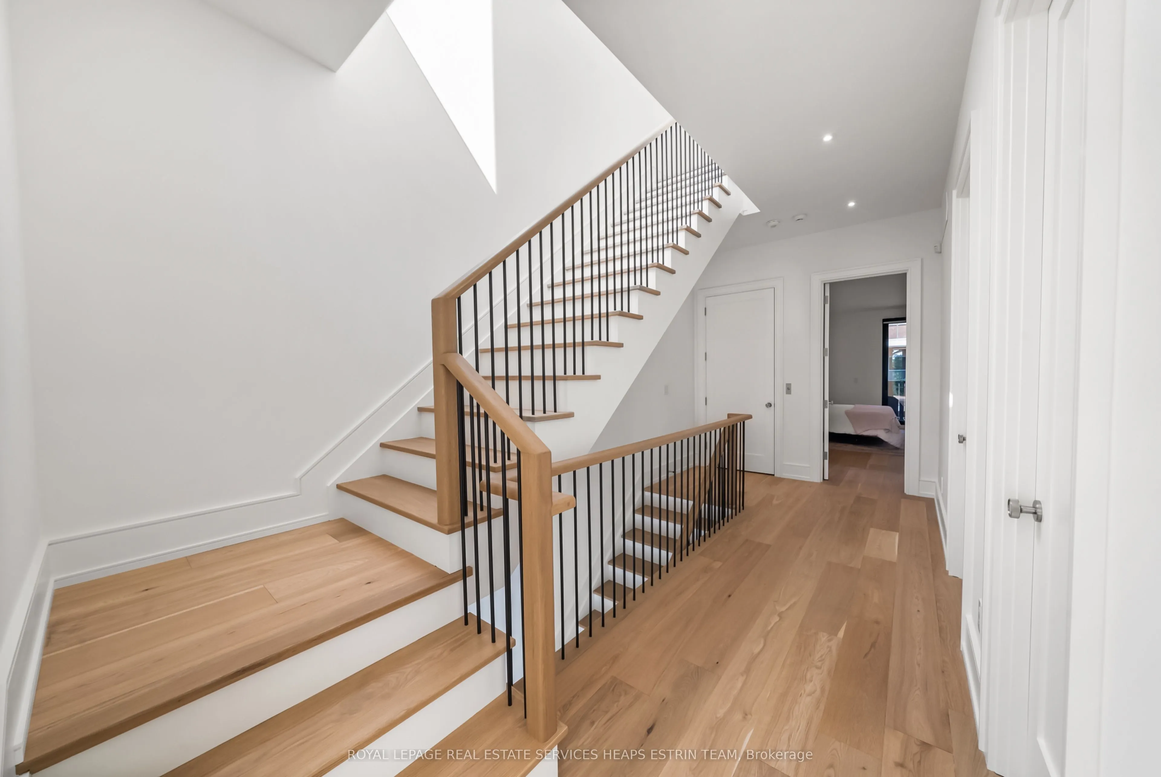 38 Evergreen Gardens