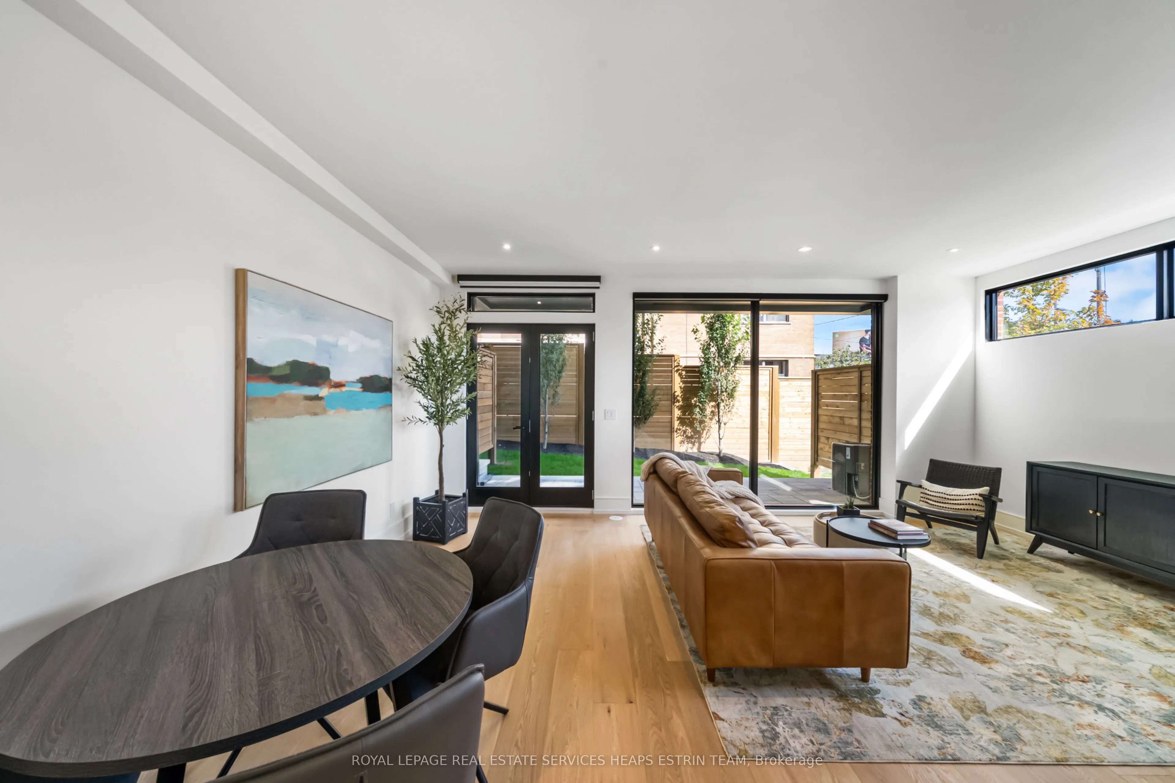 38 Evergreen Gardens