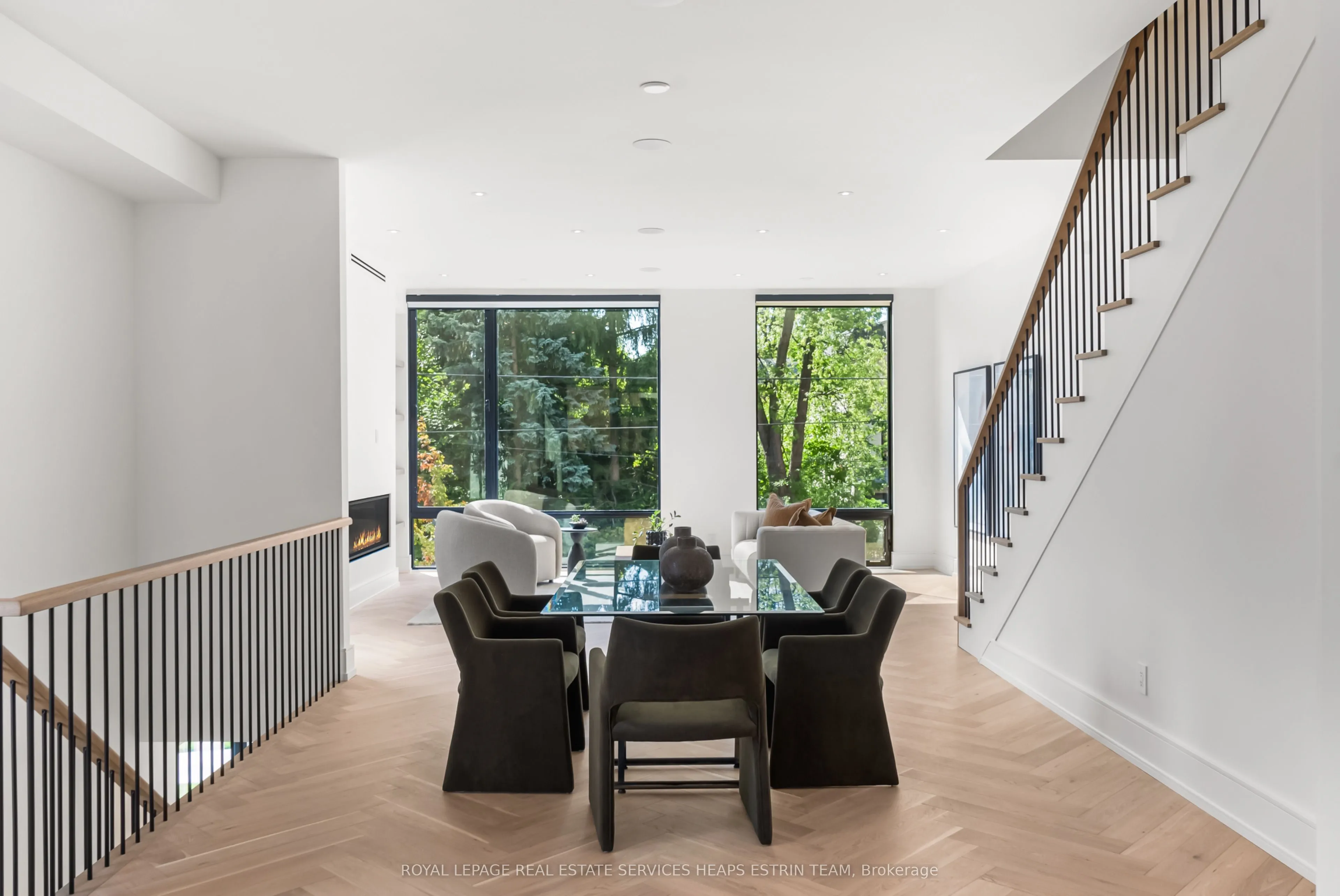38 Evergreen Gardens