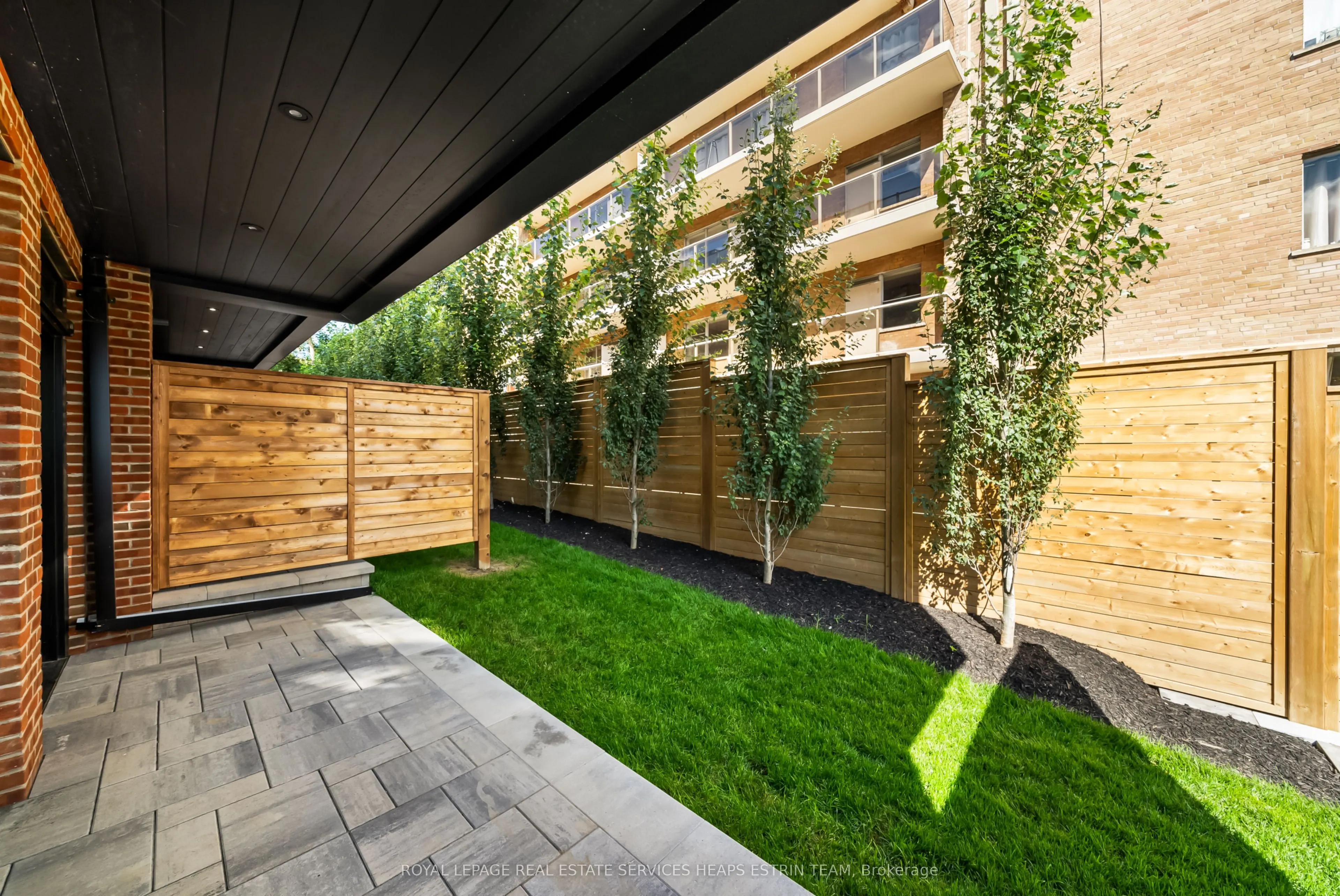 38 Evergreen Gardens