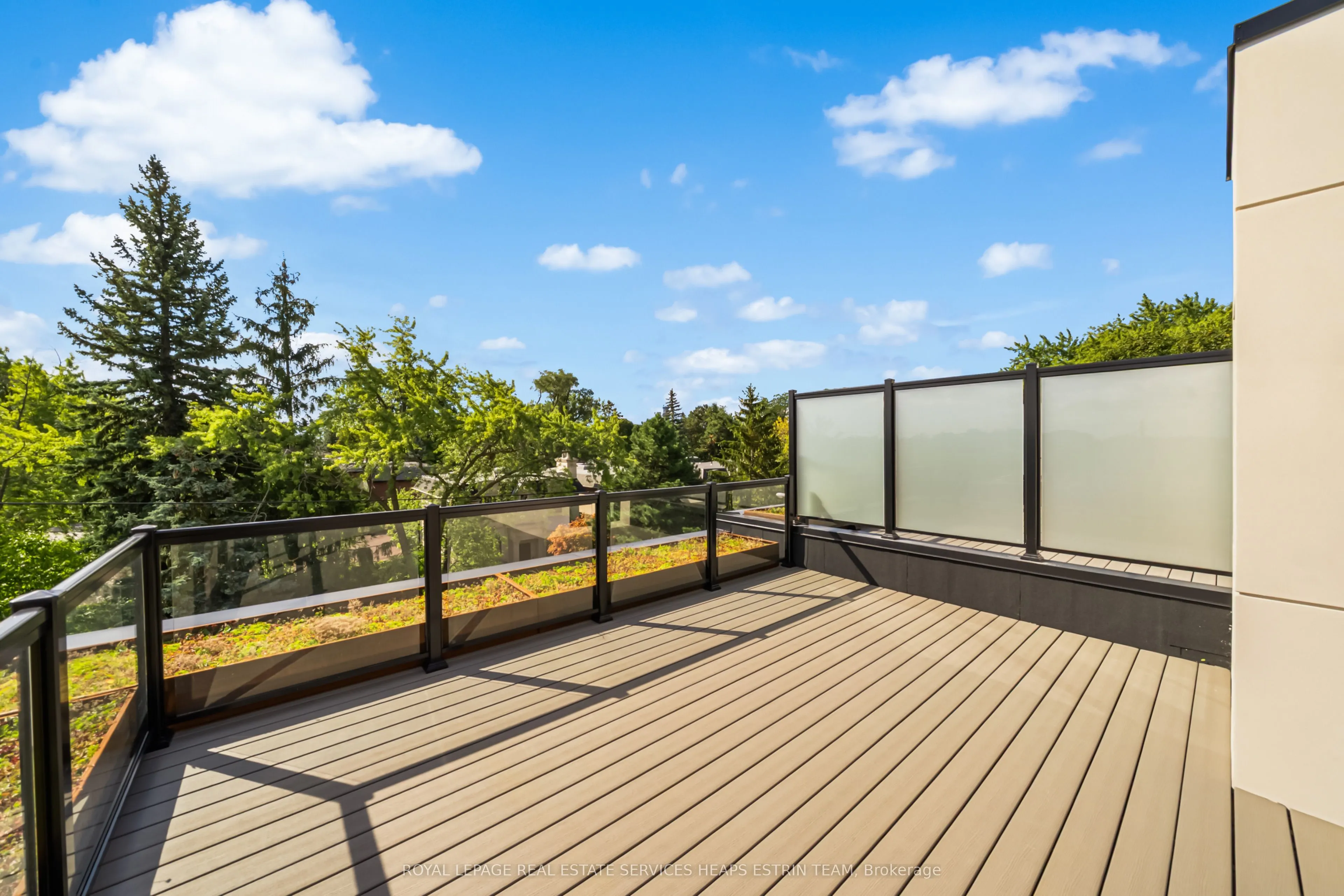 38 Evergreen Gardens