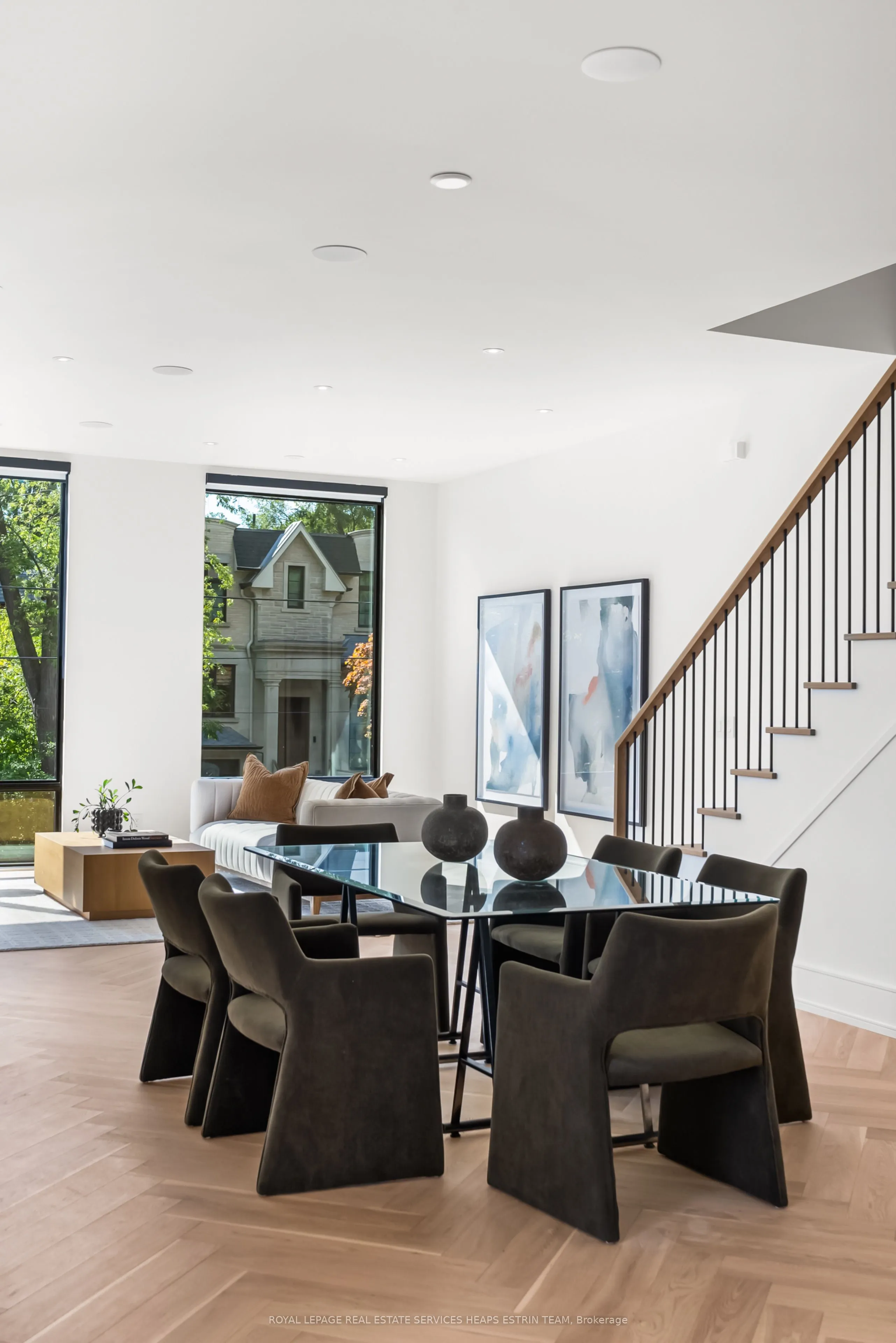 38 Evergreen Gardens