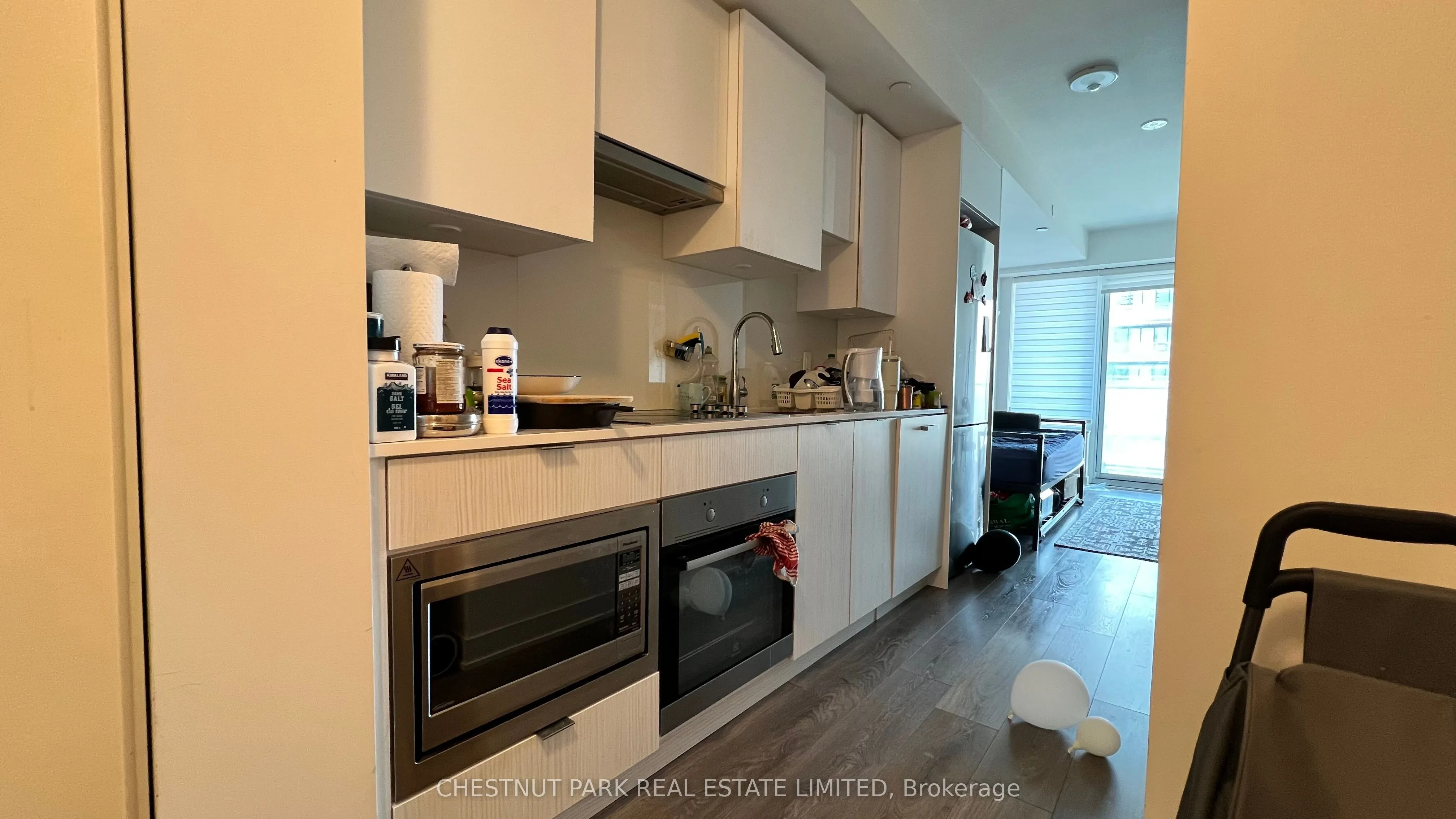 99 Broadway Avenue