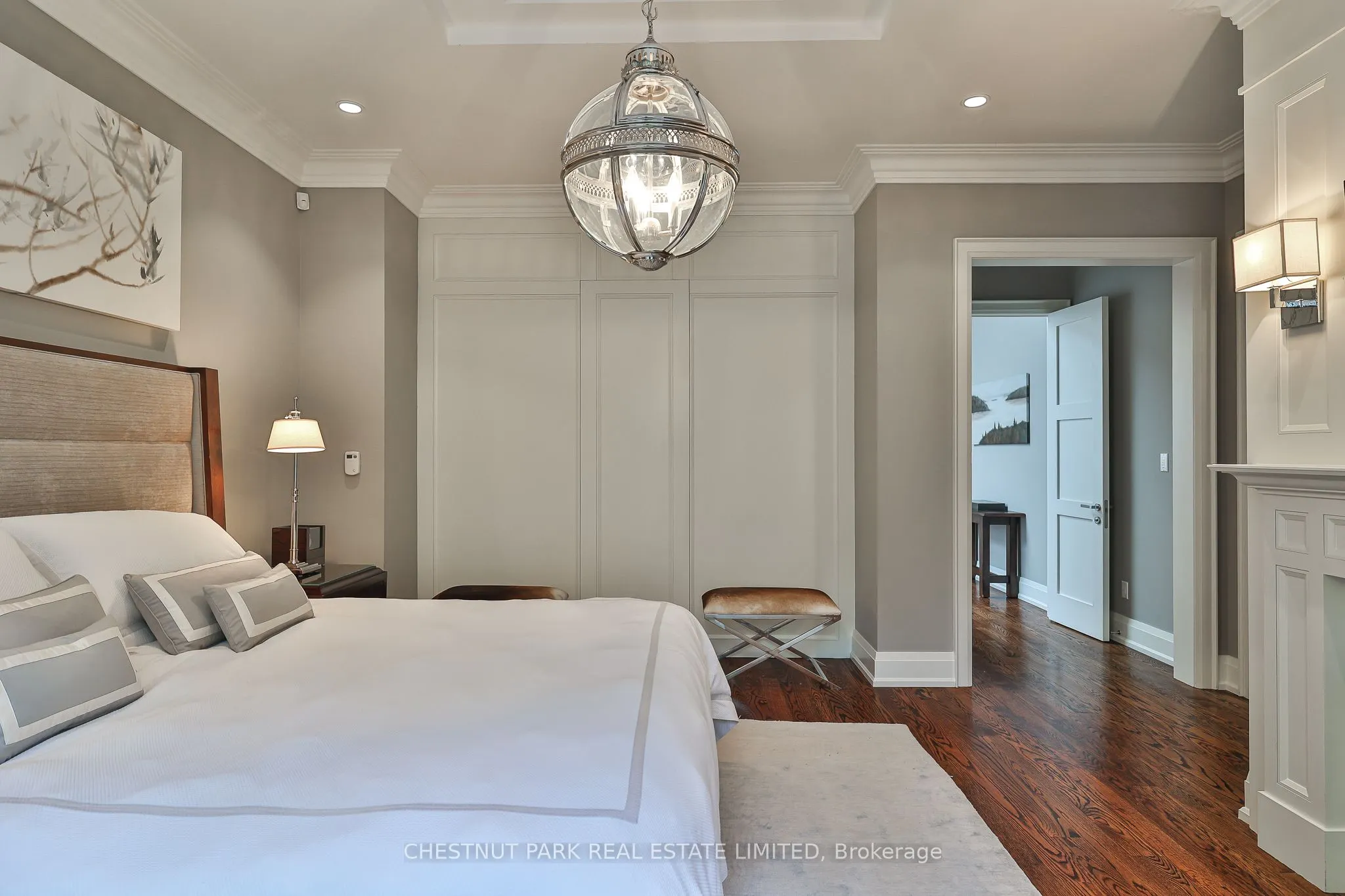 62 Heath Street W