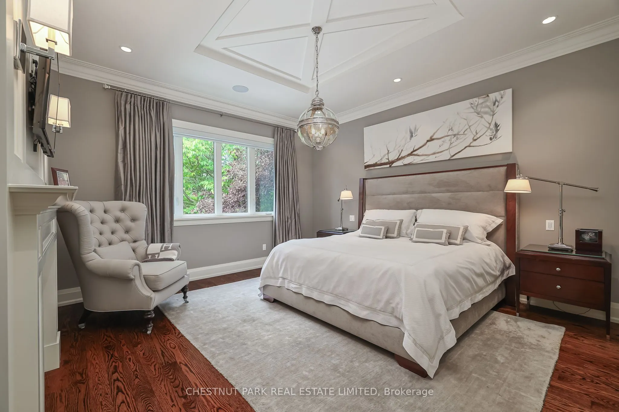 62 Heath Street W