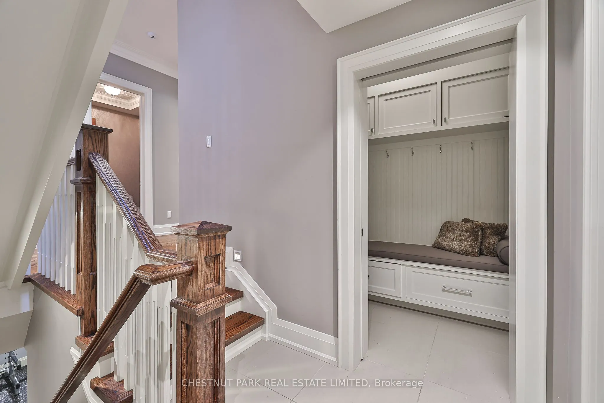 62 Heath Street W