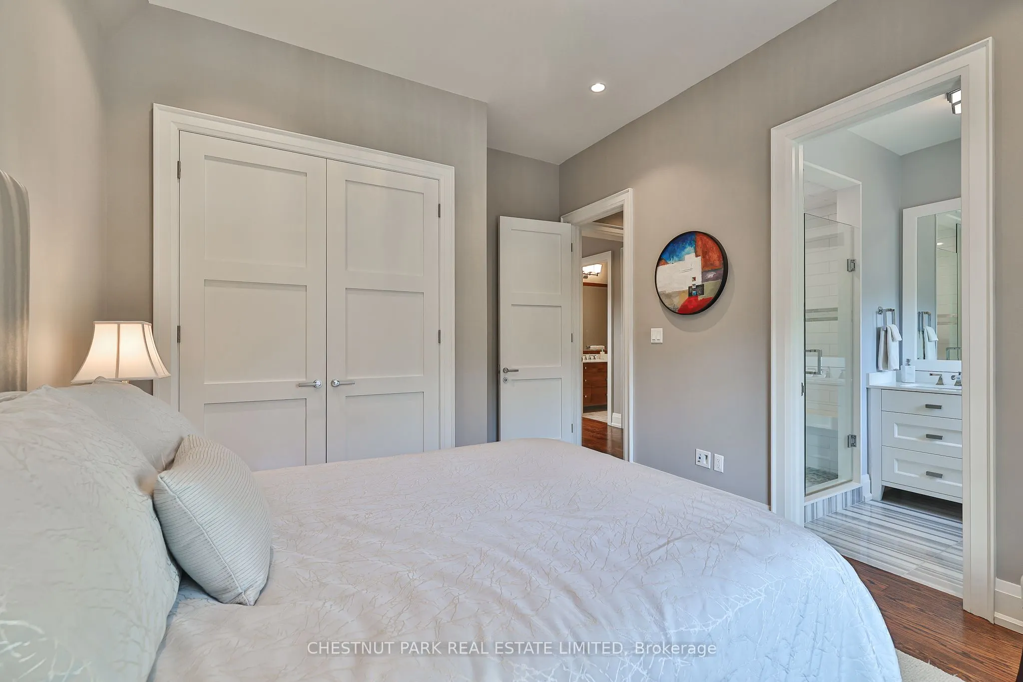 62 Heath Street W