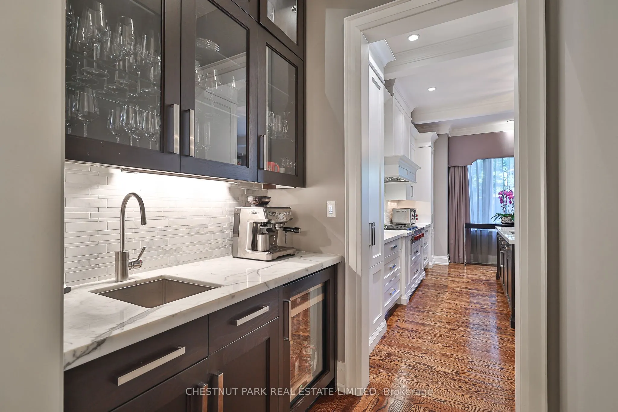 62 Heath Street W